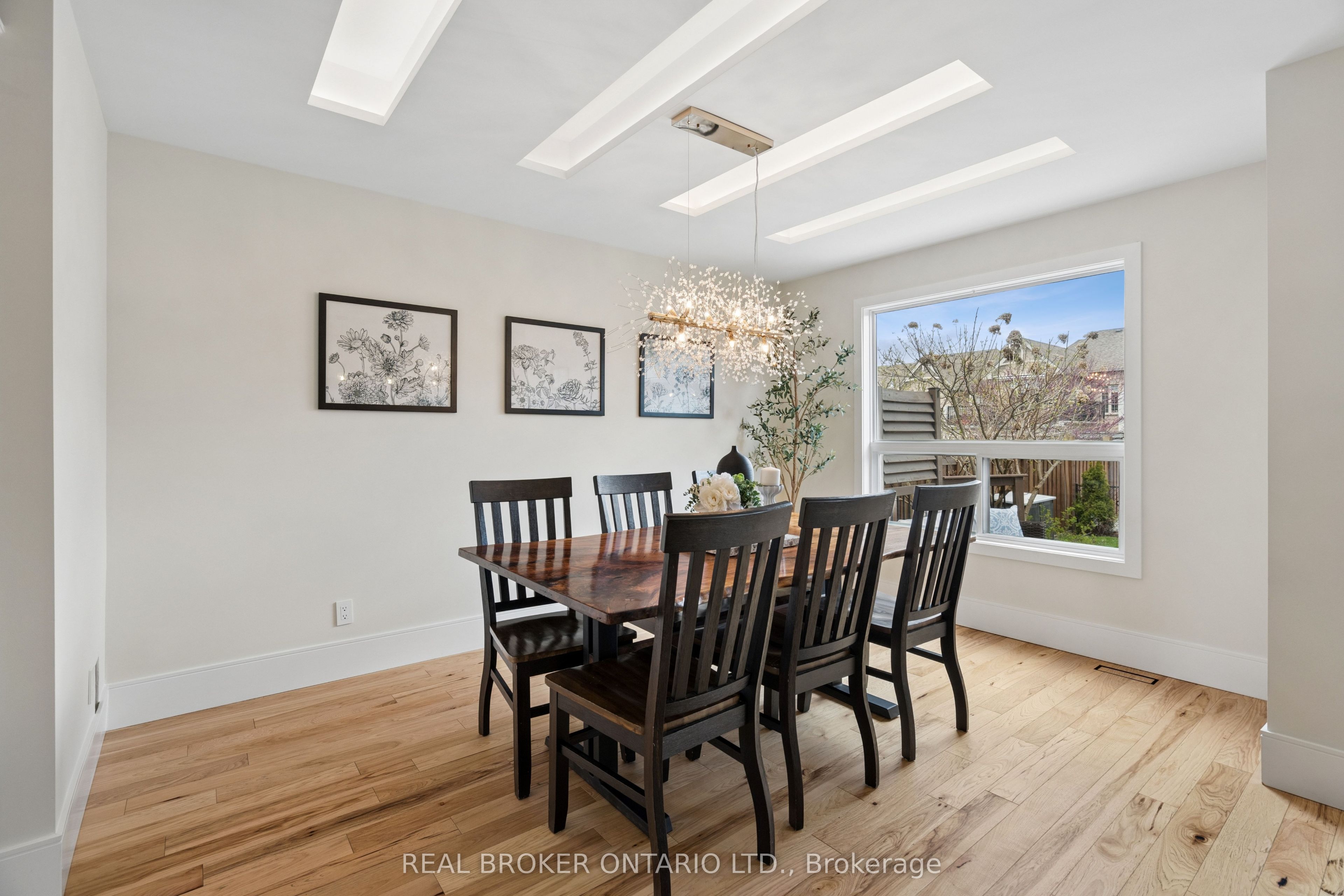 168 Hampson Crescent Property Photo 15