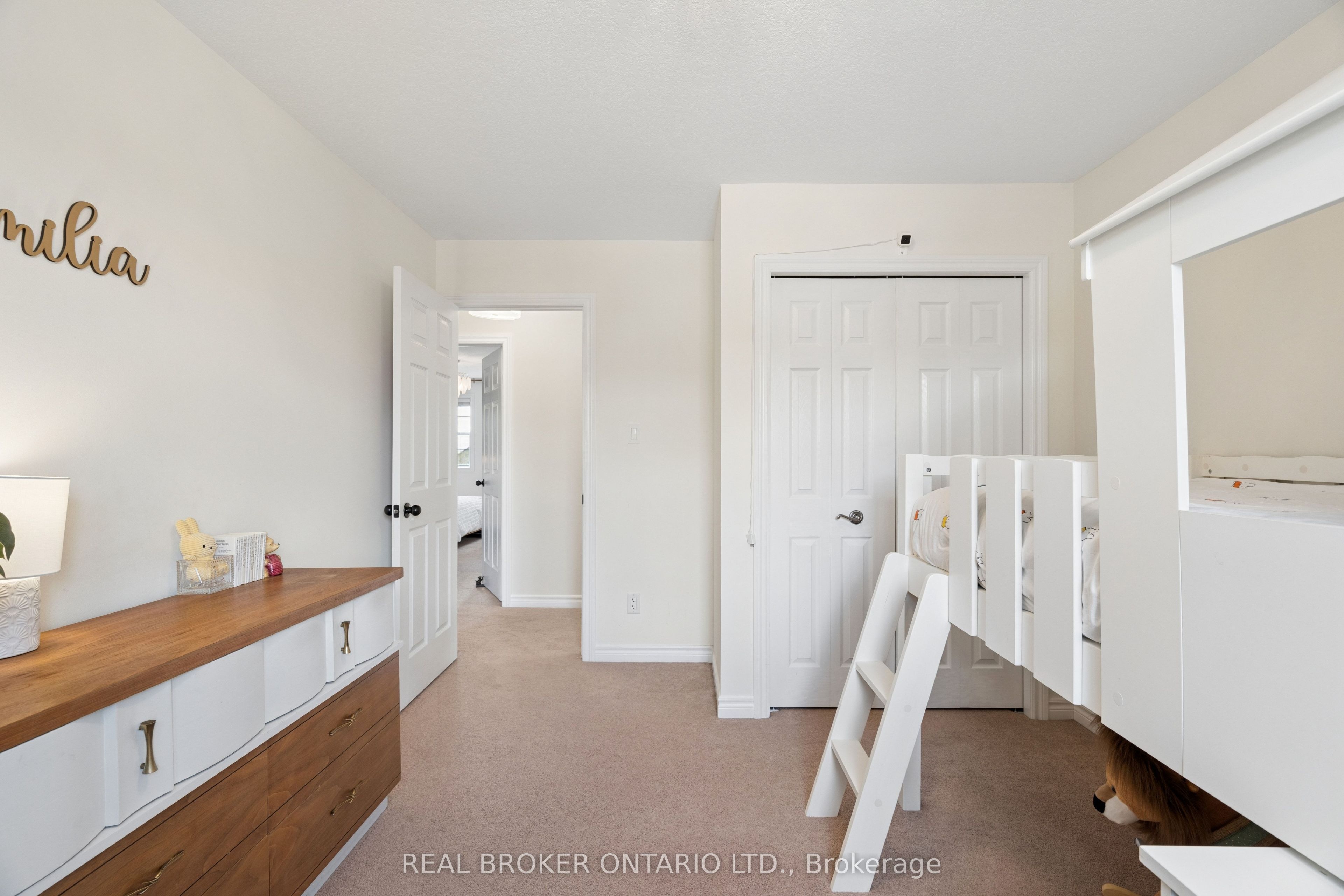 168 Hampson Crescent Property Photo 20