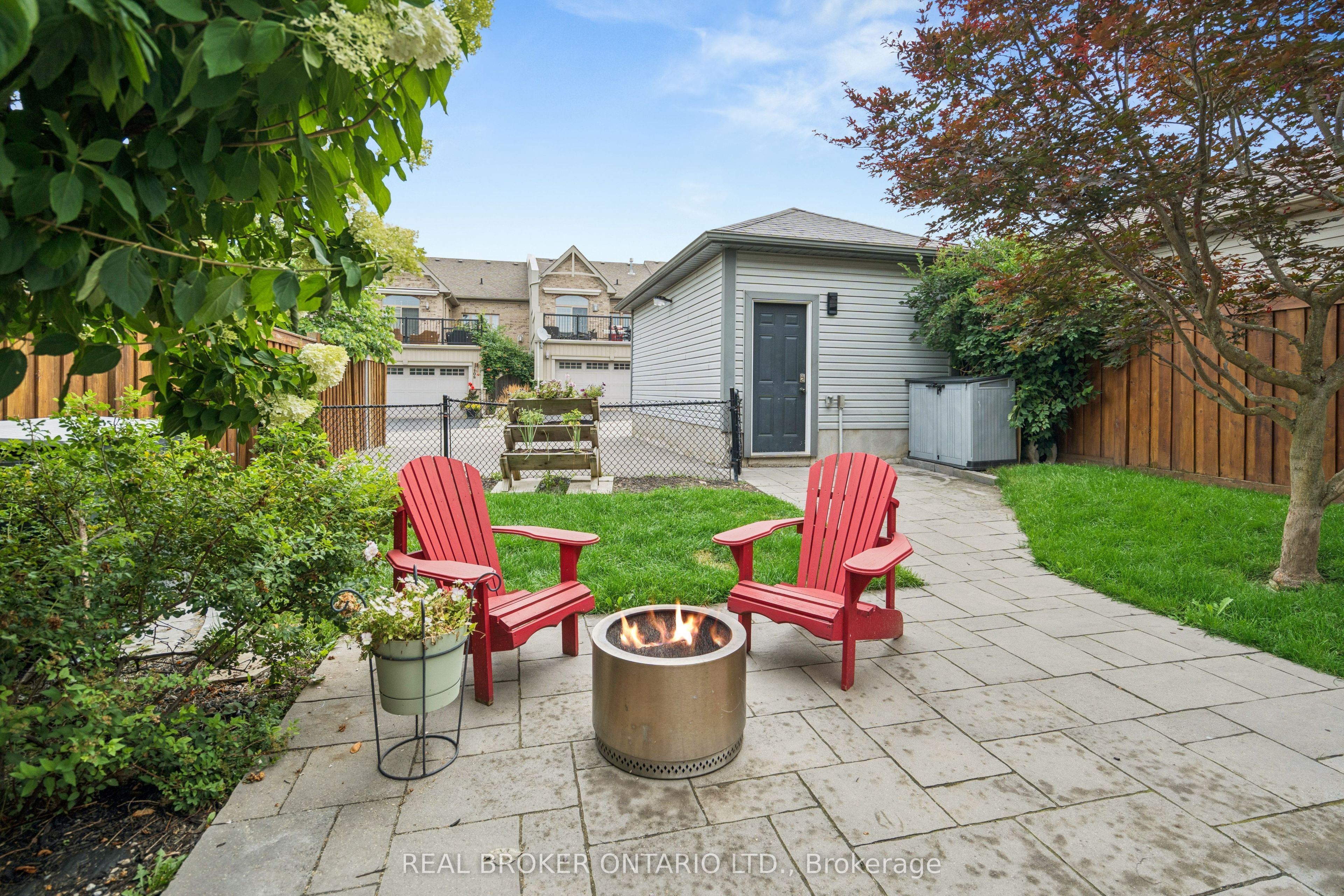 168 Hampson Crescent Property Photo 40