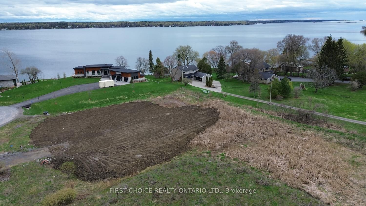 4 S Shoreside Way S Property Photo 6
