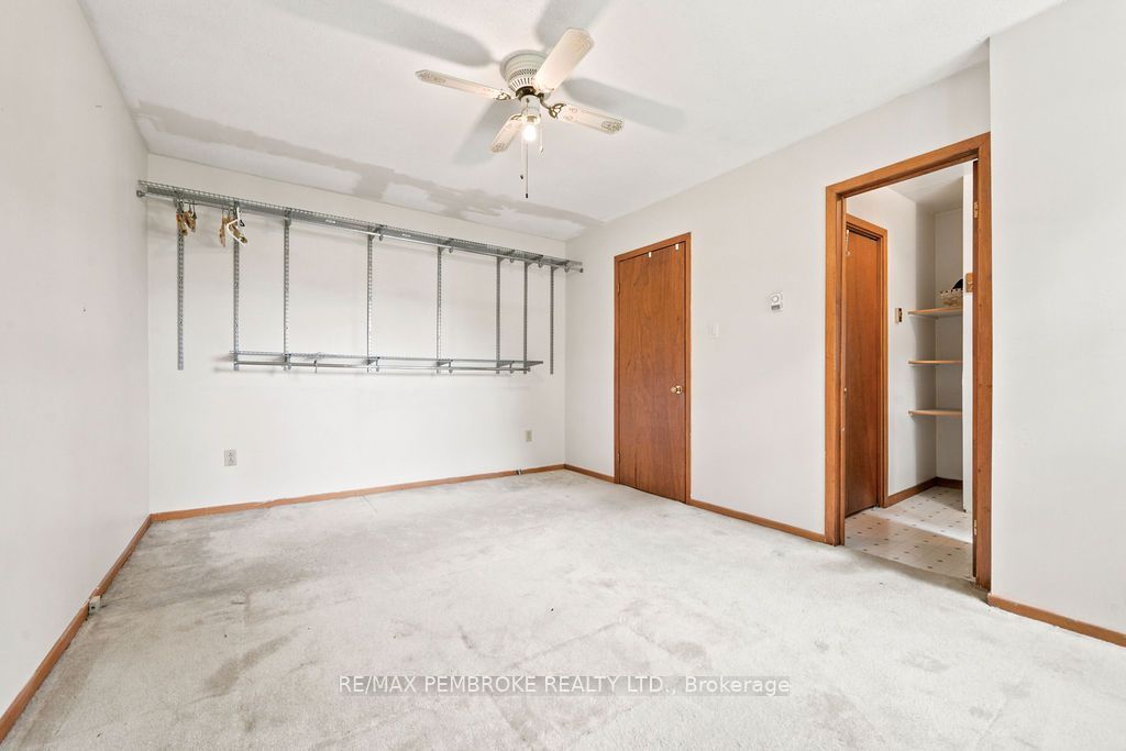20 Meadowbrook Drive Property Photo 10