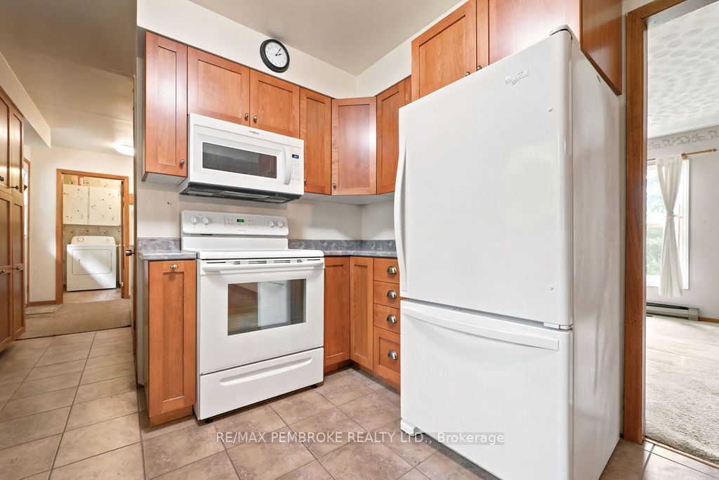 20 Meadowbrook Drive Property Photo 24