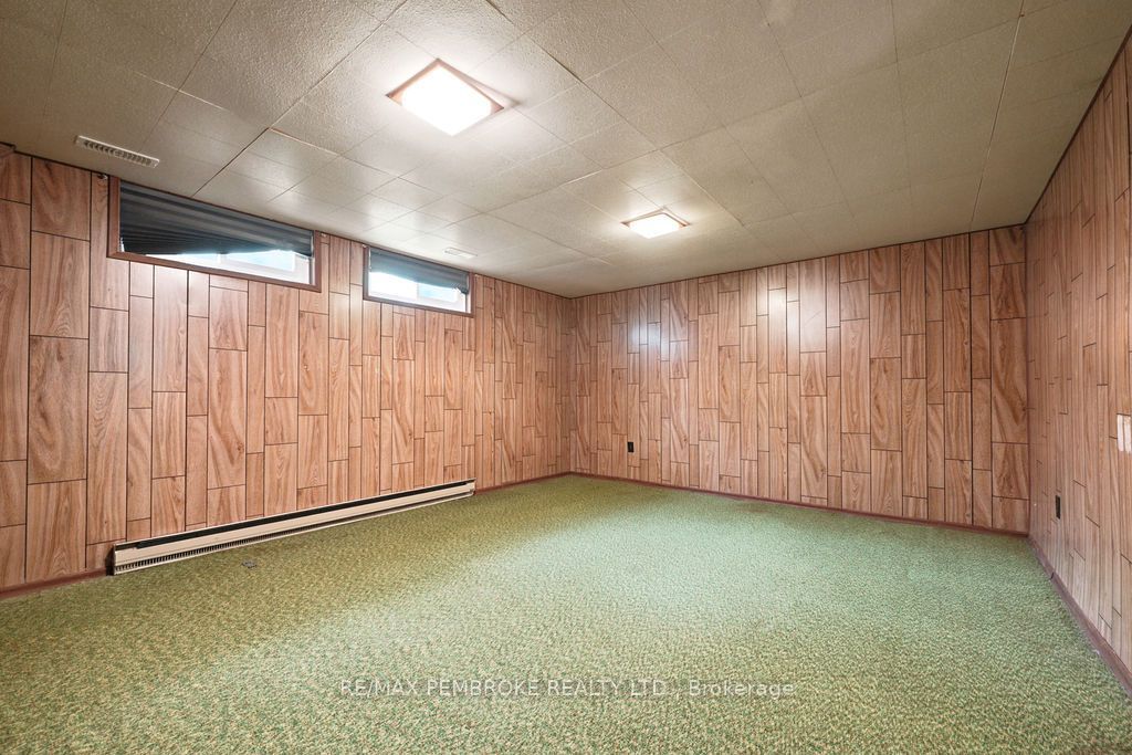 20 Meadowbrook Drive Property Photo 28