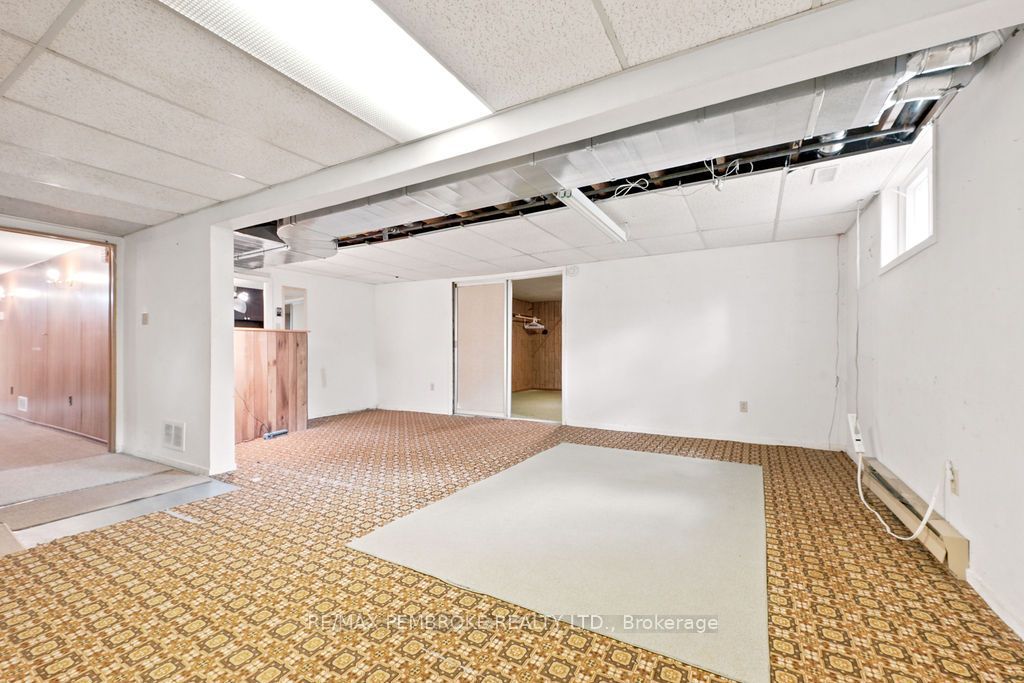 20 Meadowbrook Drive Property Photo 30