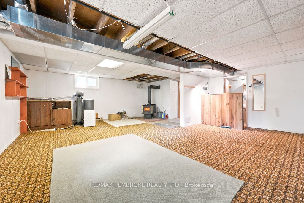 20 Meadowbrook Drive Property Photo 31