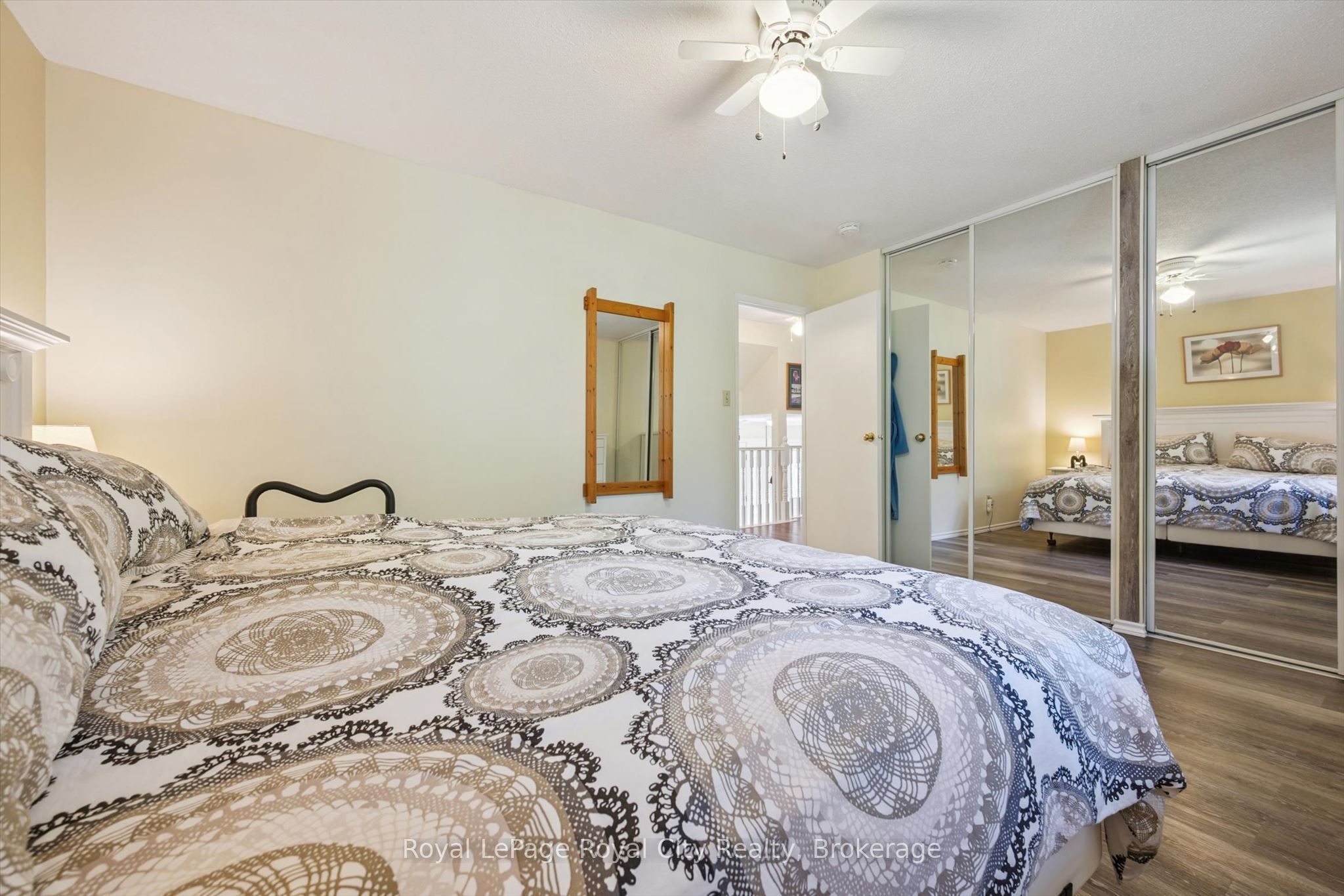 34 Pondview Crescent Property Photo 12