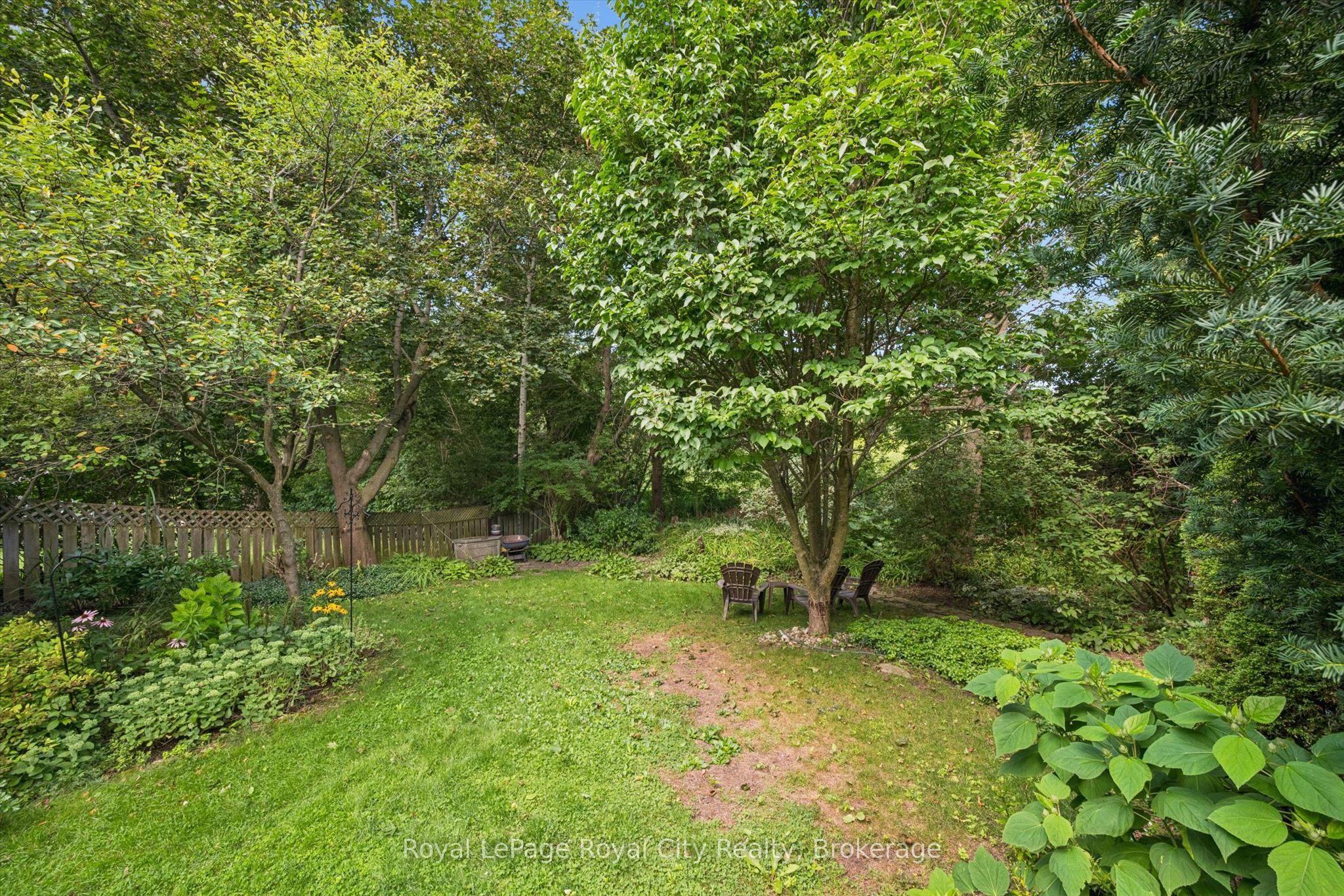34 Pondview Crescent Property Photo 24
