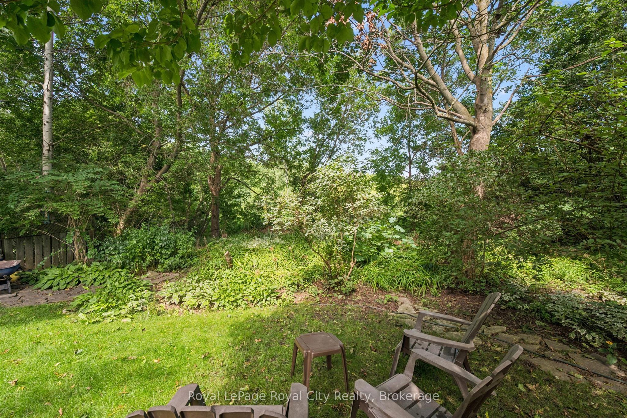 34 Pondview Crescent Property Photo 25
