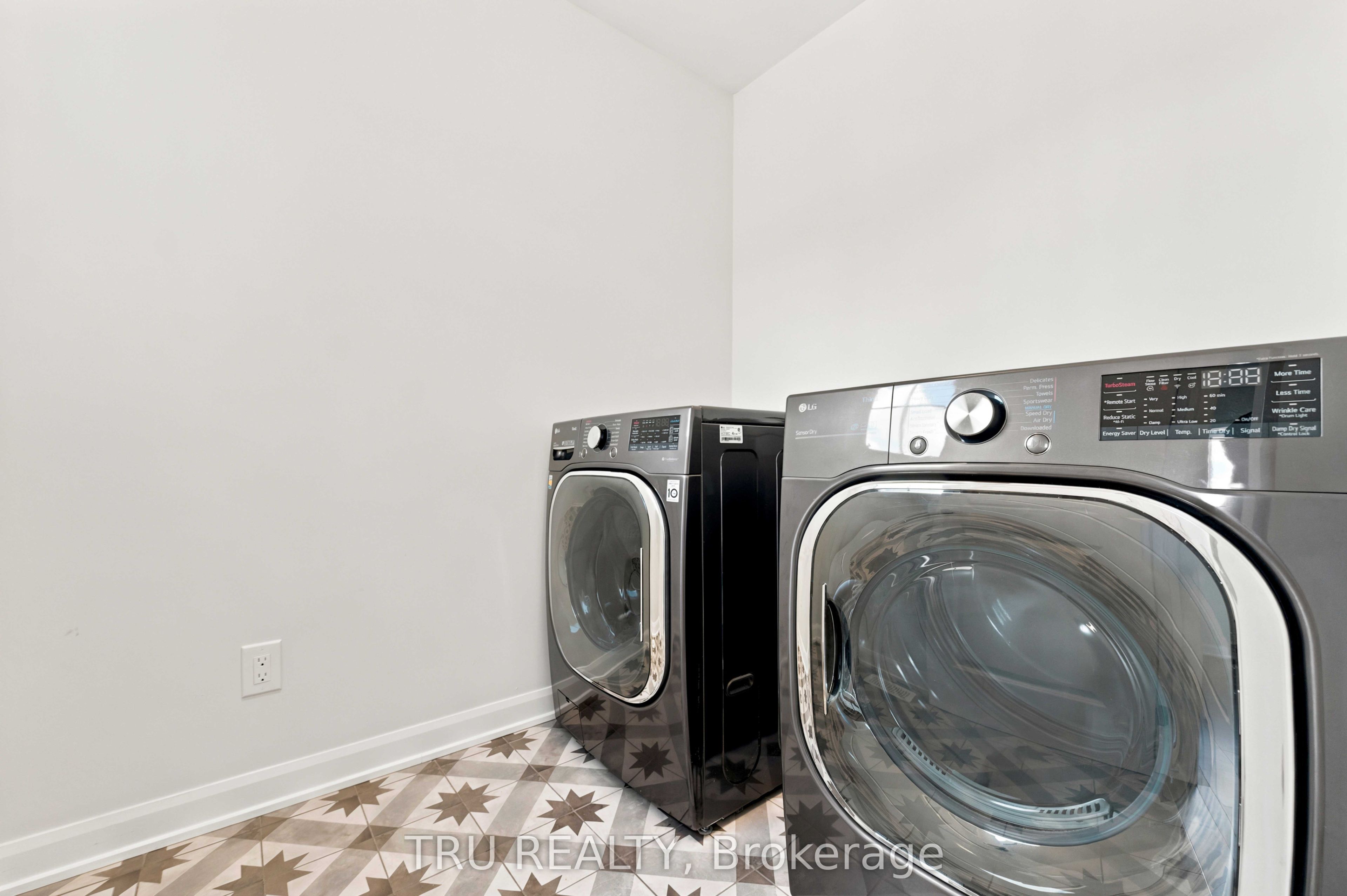 603 Winterset Road Property Photo 23
