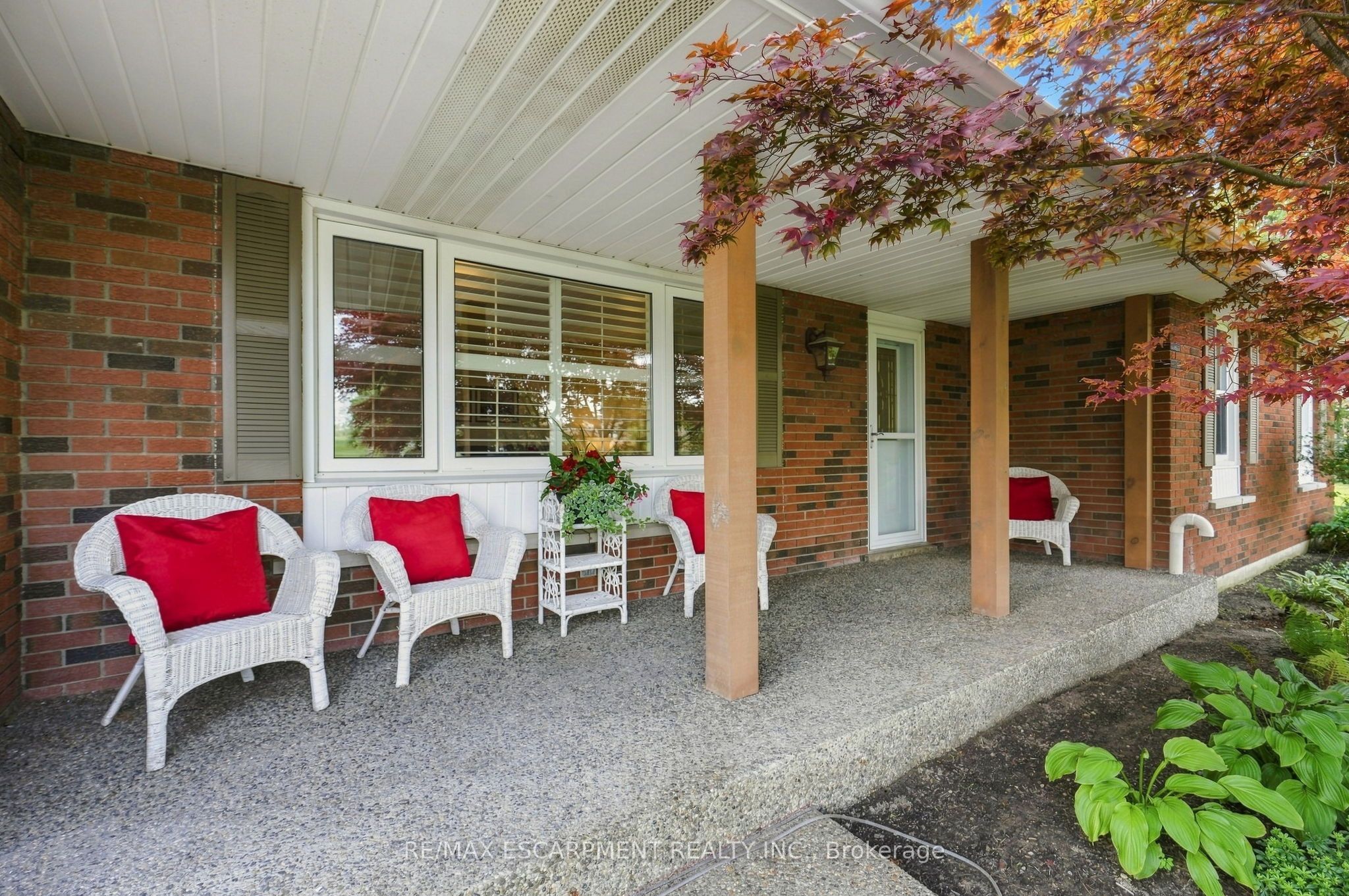 9784 Goodale Road Property Photo 3