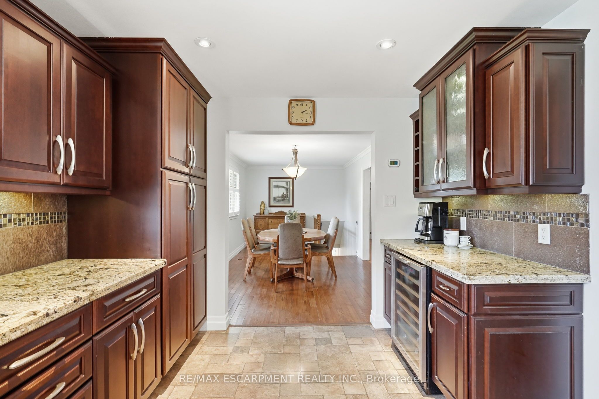 9784 Goodale Road Property Photo 12