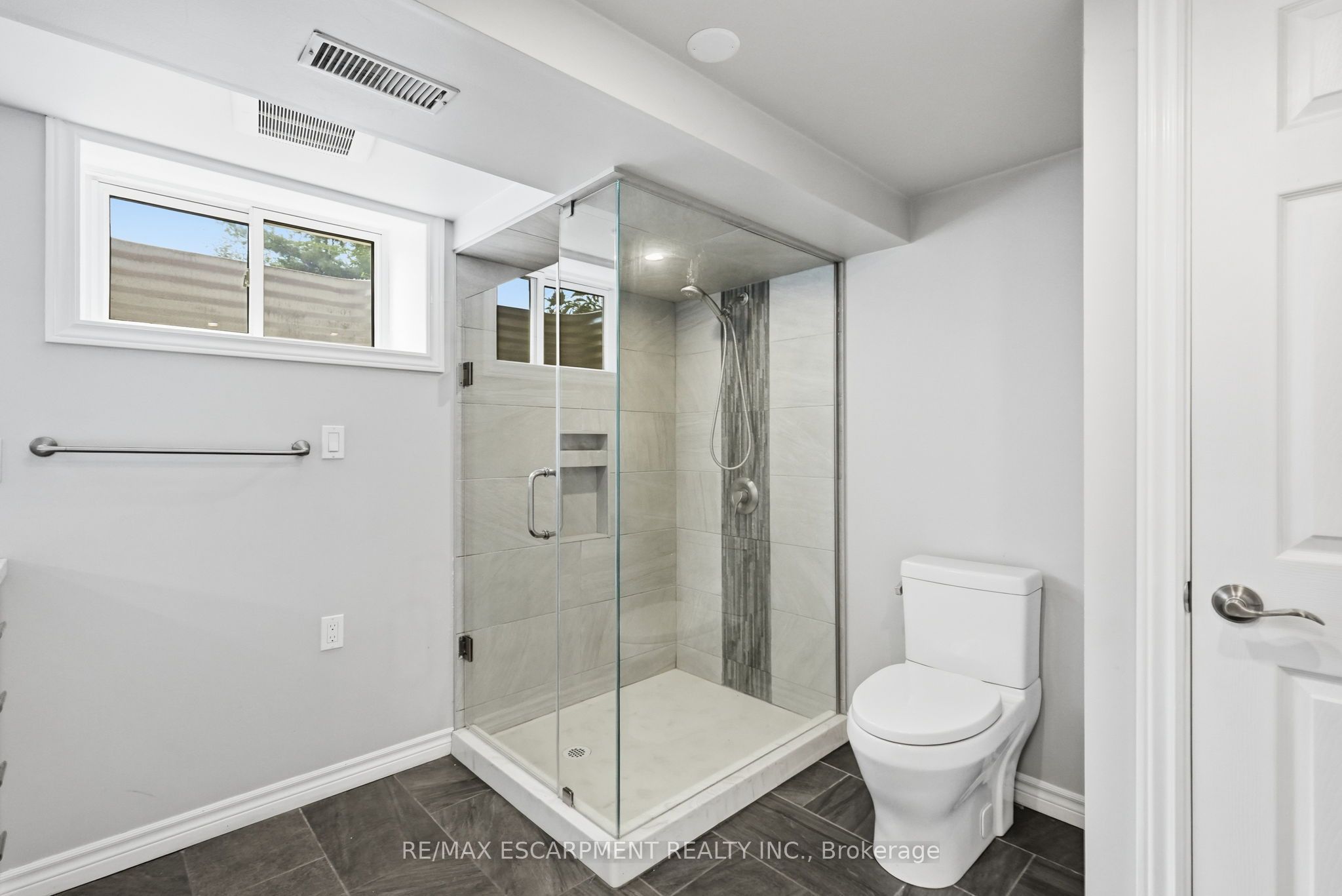 9784 Goodale Road Property Photo 30