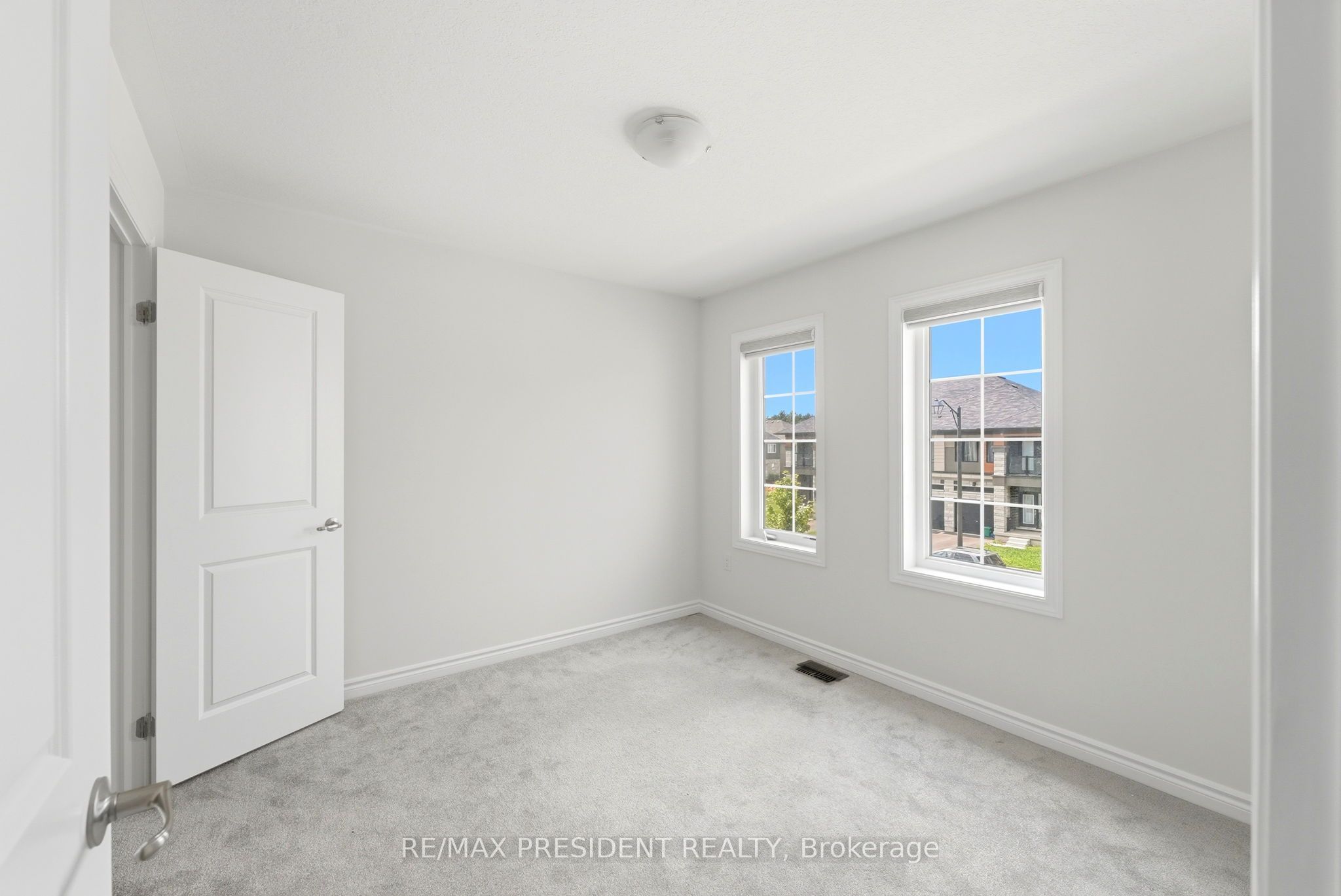 10 Poole Street Property Photo 33