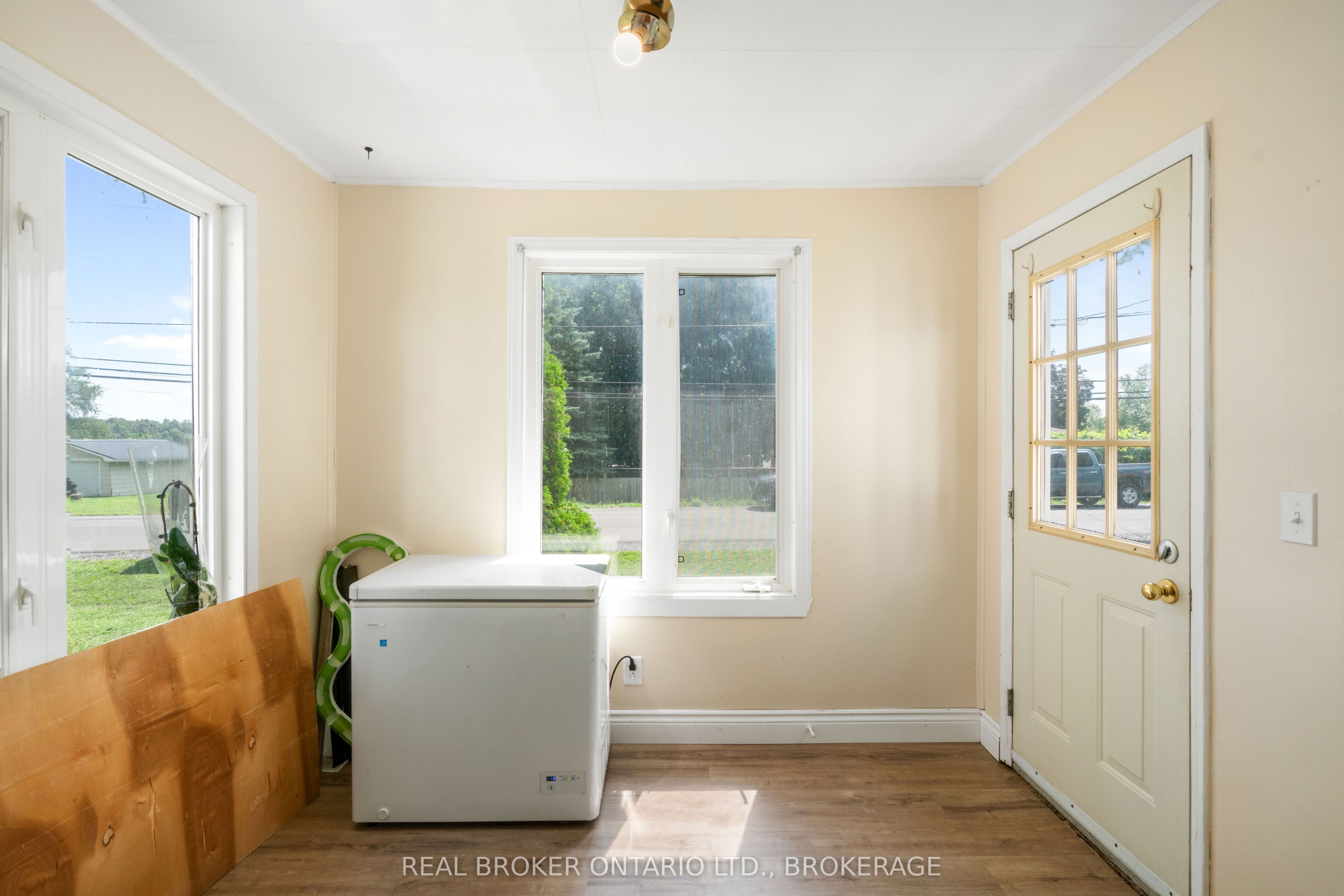 15631 Manning Road Property Photo 15