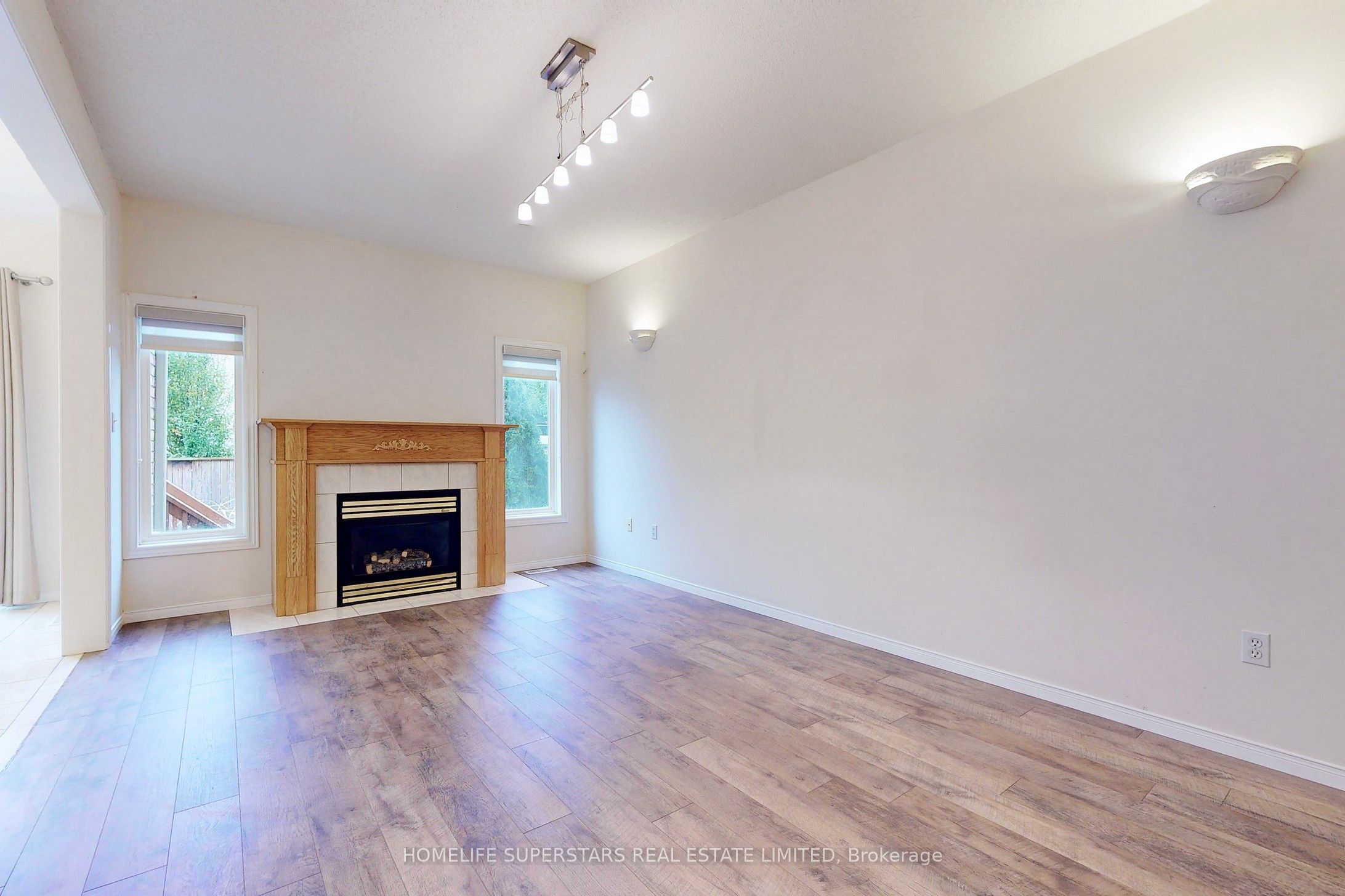 32 Holkham Avenue Property Photo 7