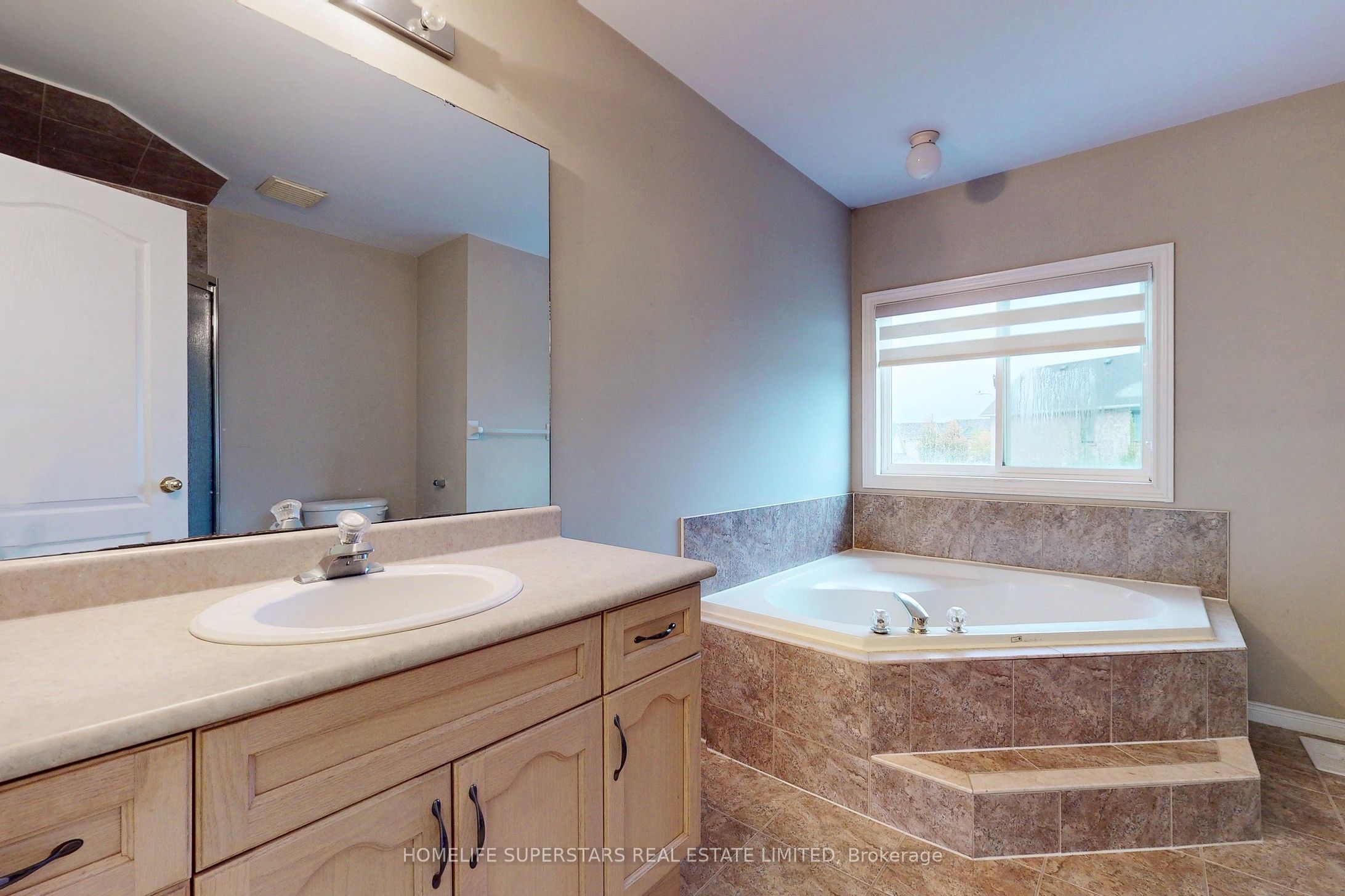 32 Holkham Avenue Property Photo 19