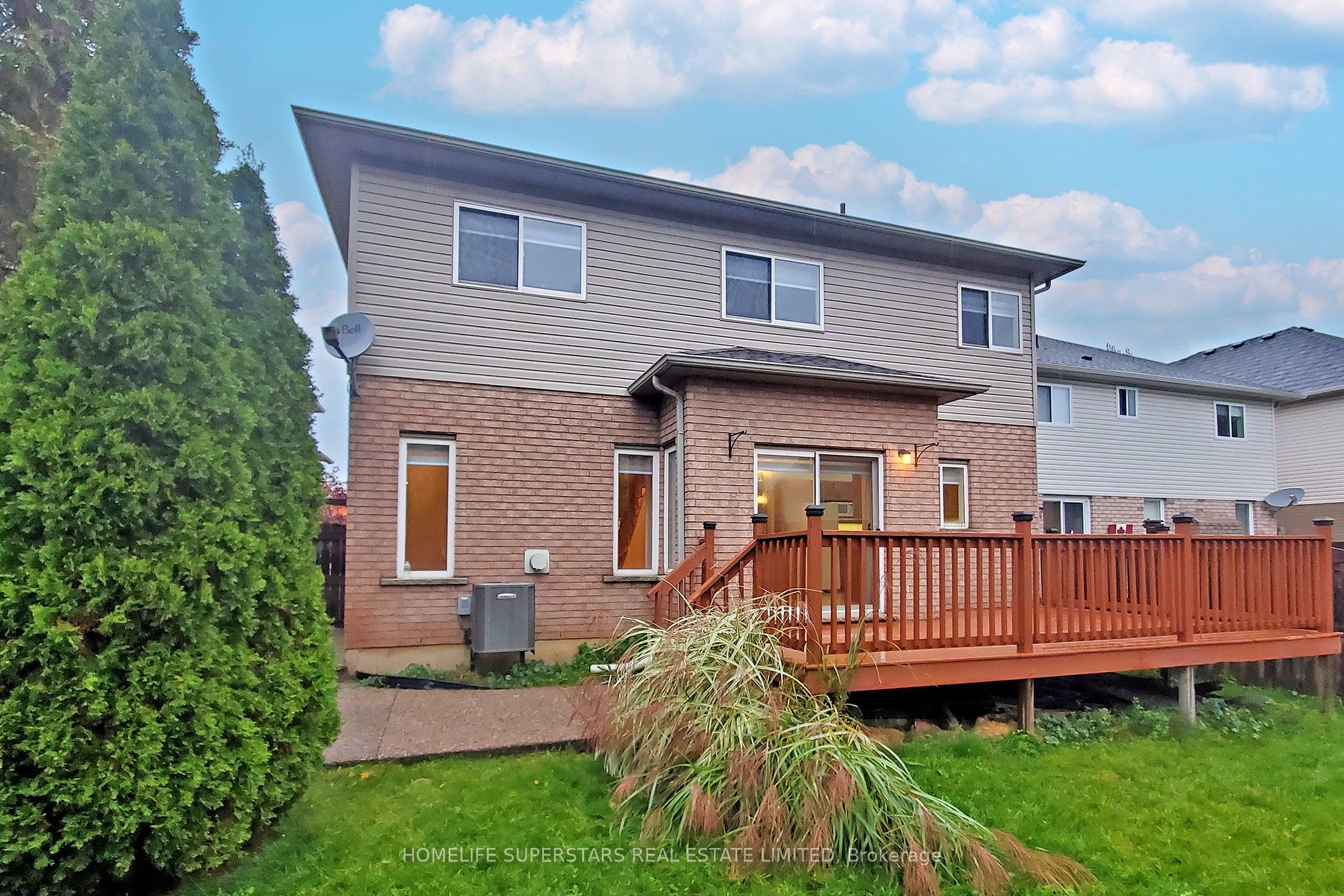 32 Holkham Avenue Property Photo 31