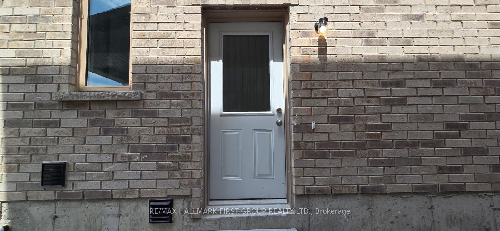 807 Griffin Trail Lower Property Photo 2