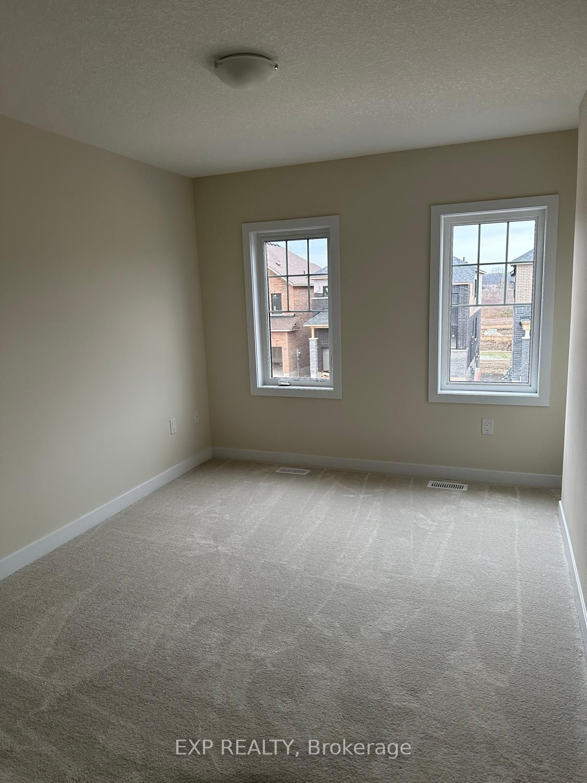128 Lilac Circle Property Photo 14