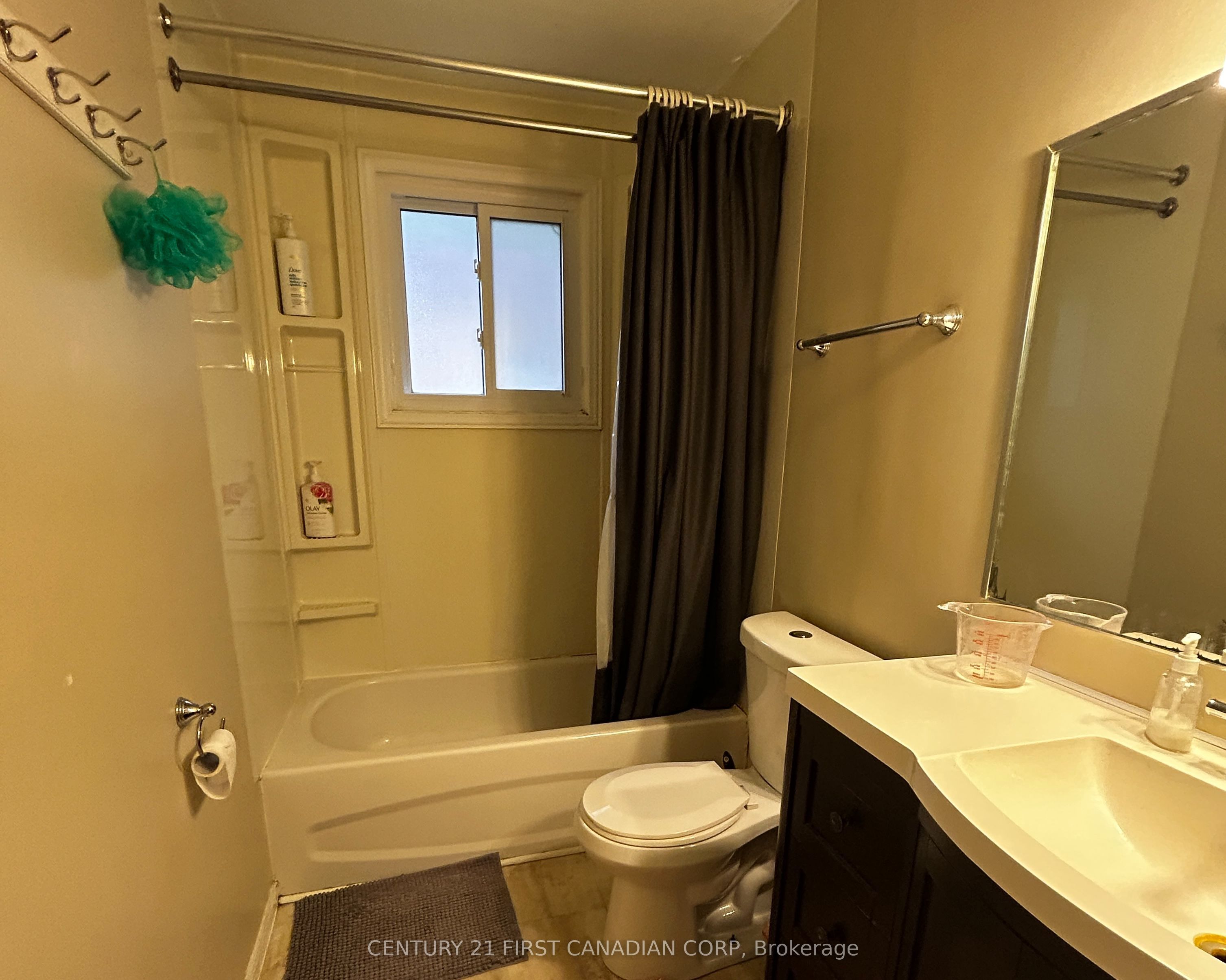 460 Castlegrove Boulevard Room 2 Property Photo 10