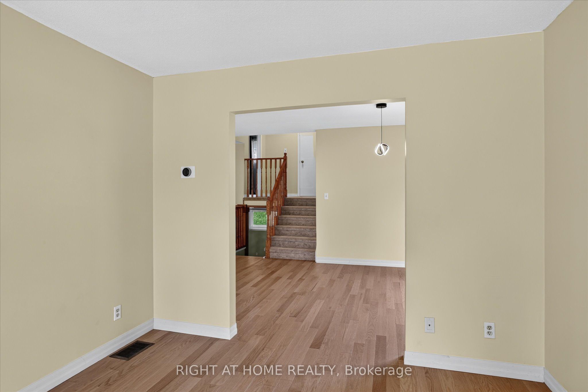 1533 Wildlark Drive Property Photo 10