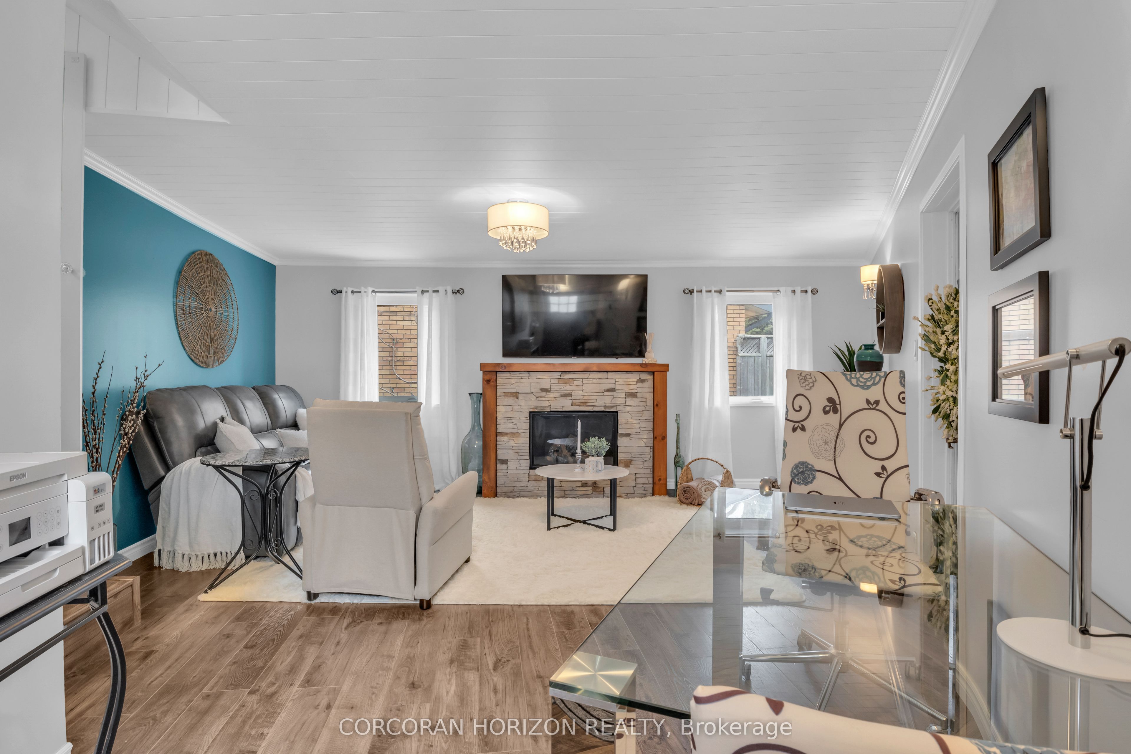 296 Weber Street E Property Photo 10