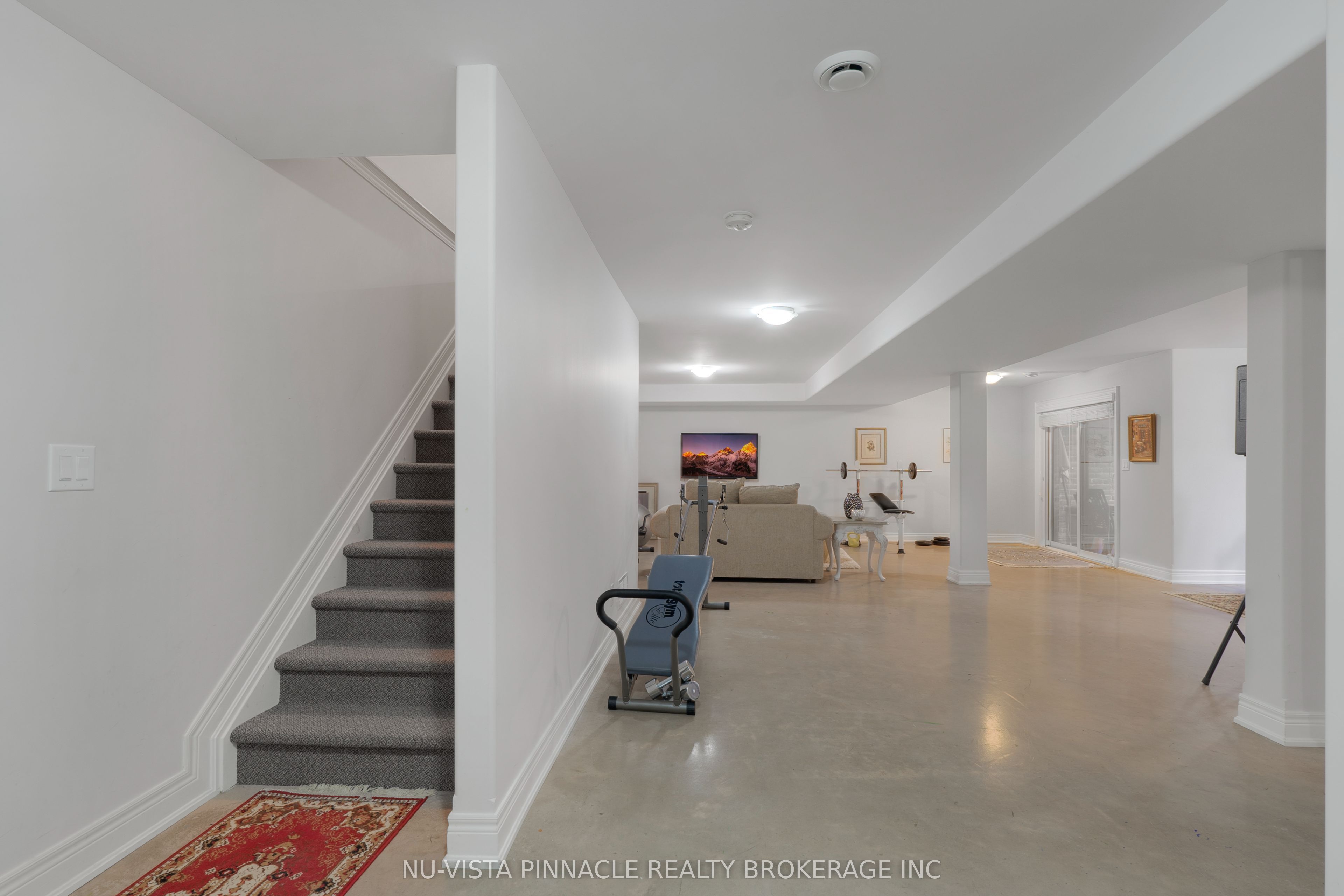 19 E Hillside Drive E 10 Property Photo 14