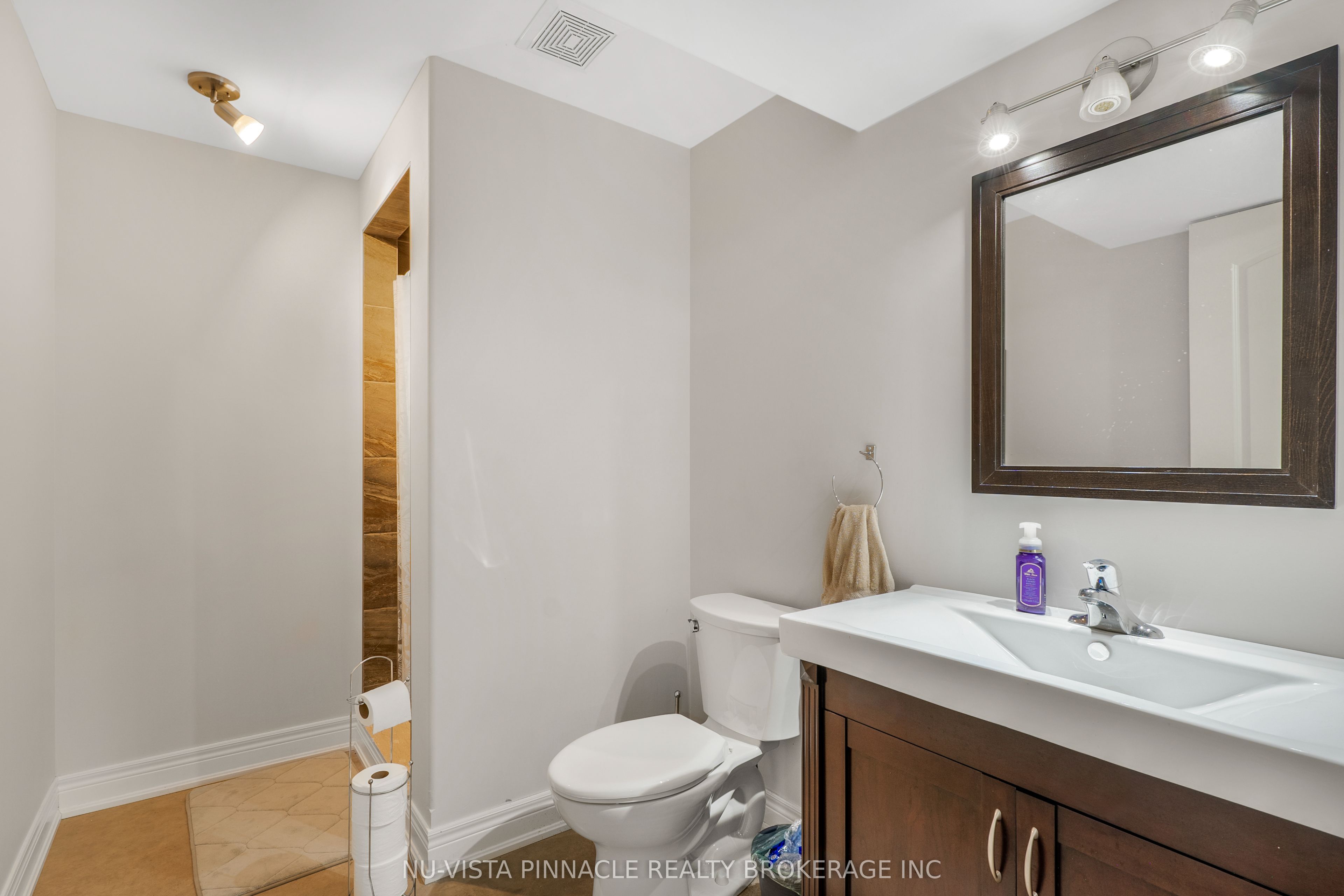 19 E Hillside Drive E 10 Property Photo 15