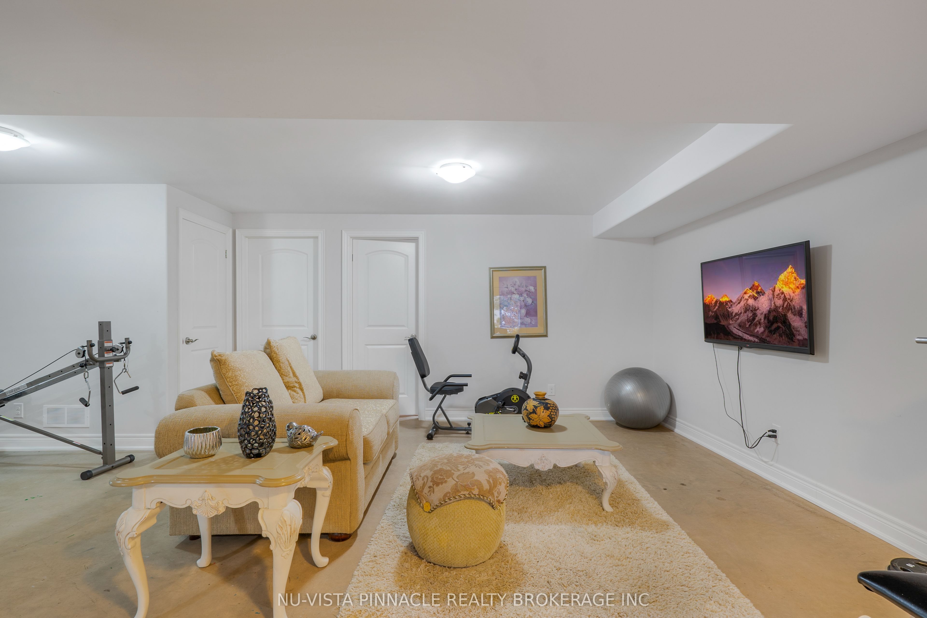 19 E Hillside Drive E 10 Property Photo 16