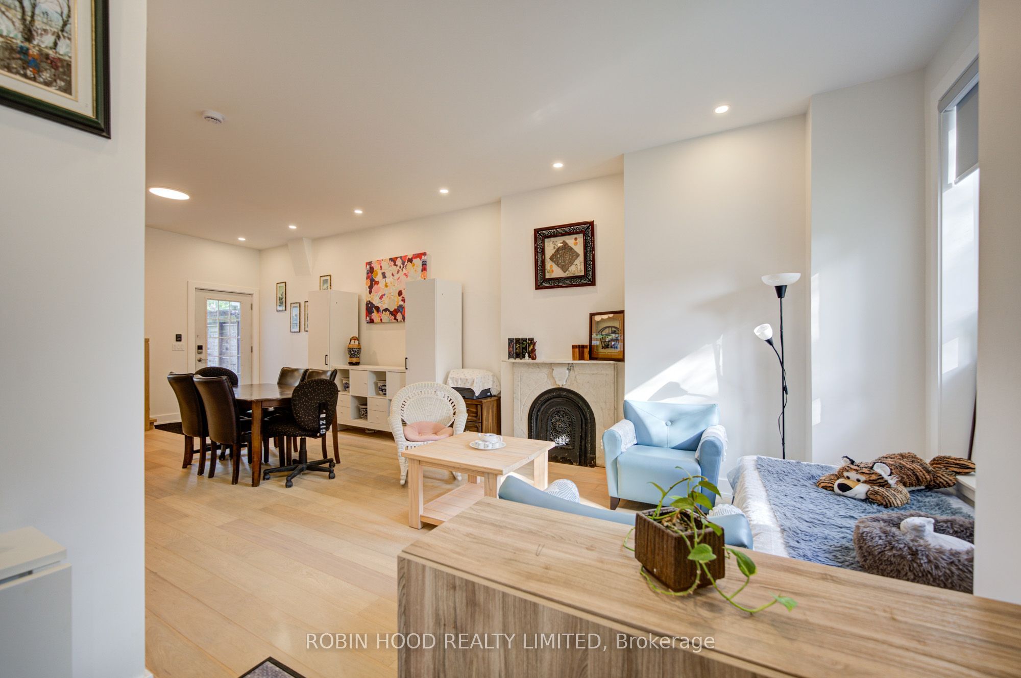 124 Robert Street Property Photo 3