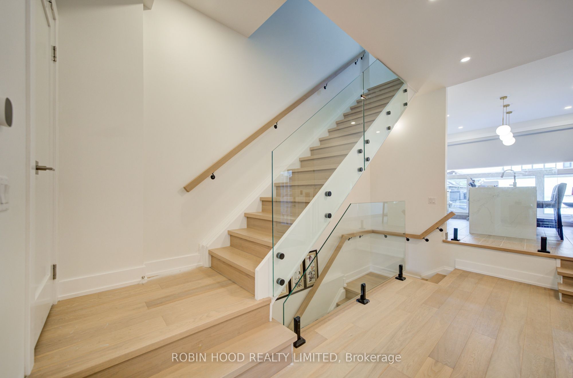 124 Robert Street Property Photo 7