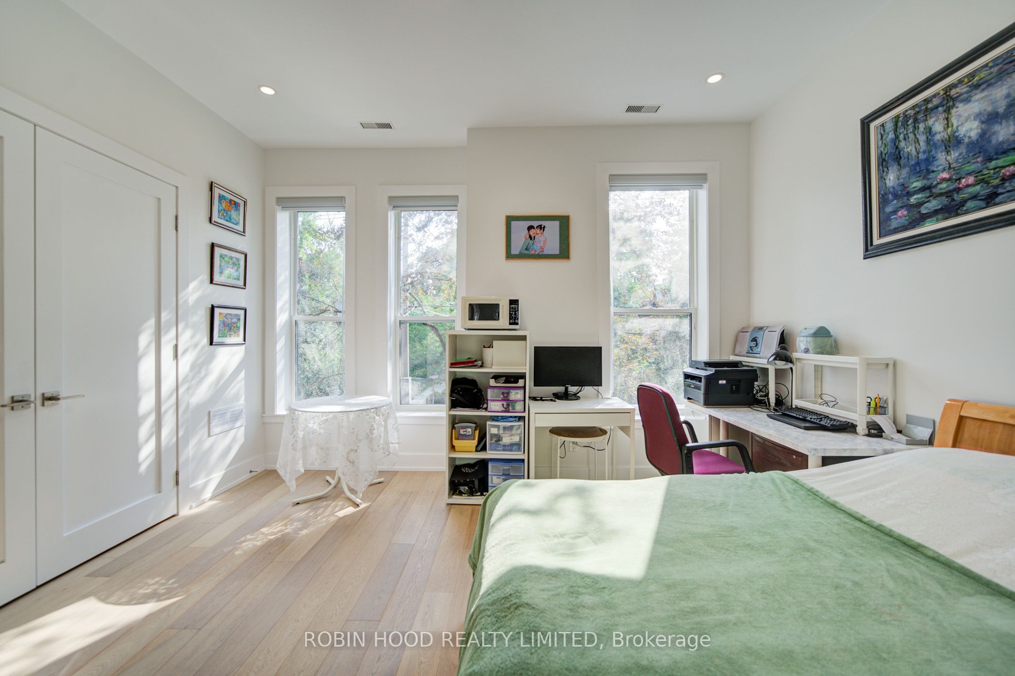 124 Robert Street Property Photo 11