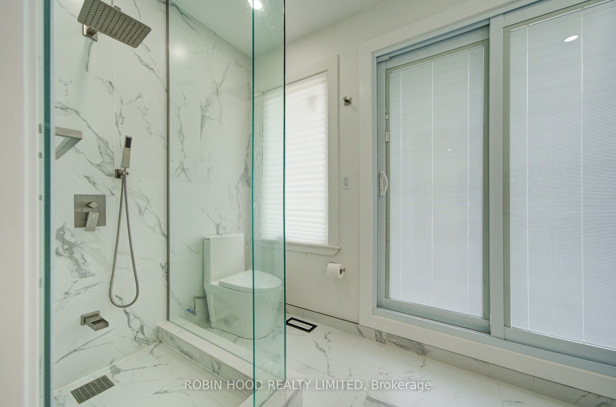 124 Robert Street Property Photo 16