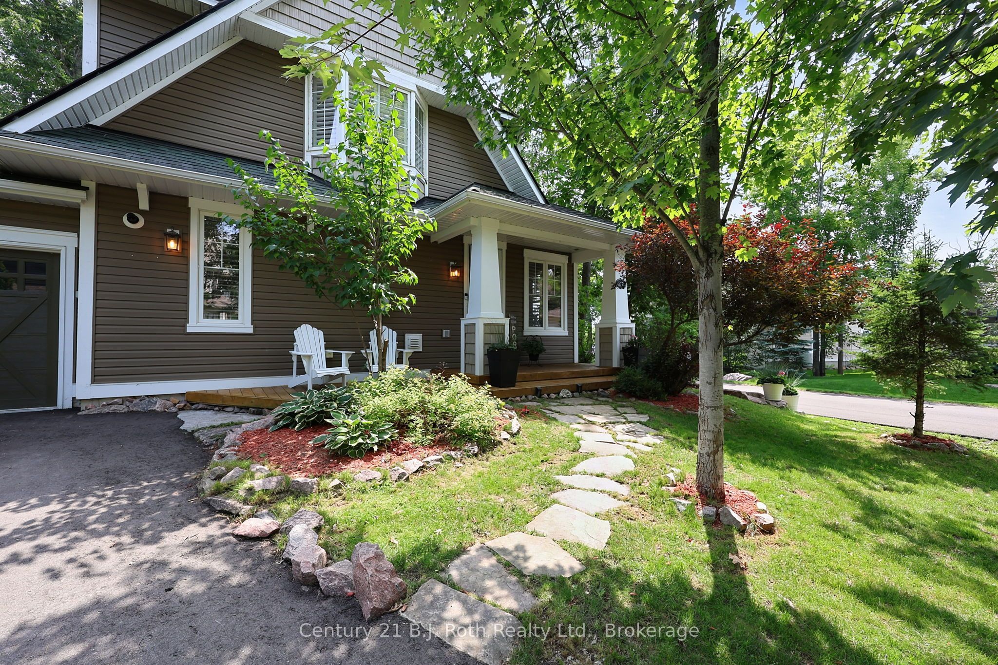 37 Country Trail Property Photo 6