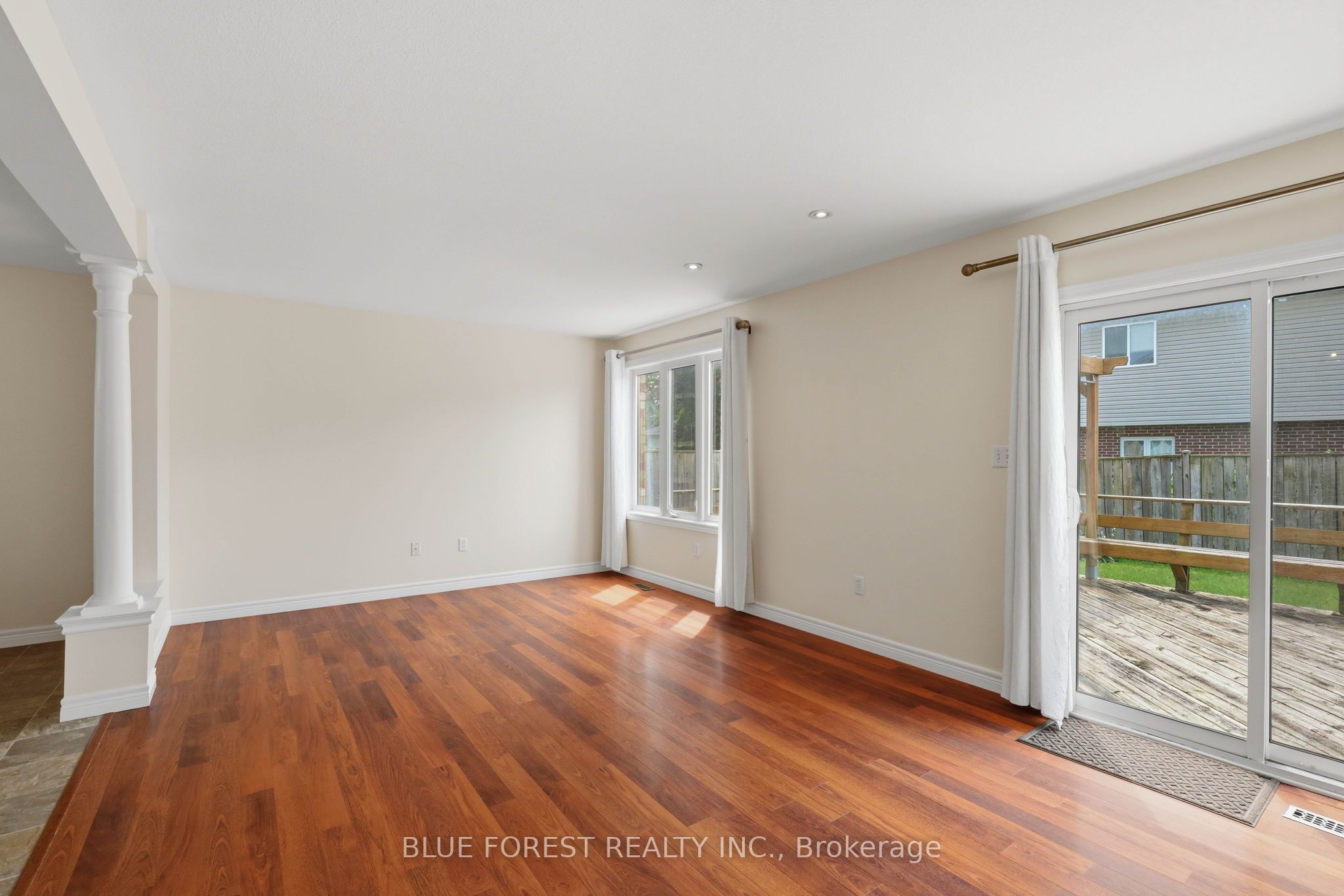 1888 Stackhouse Crescent Property Photo 16