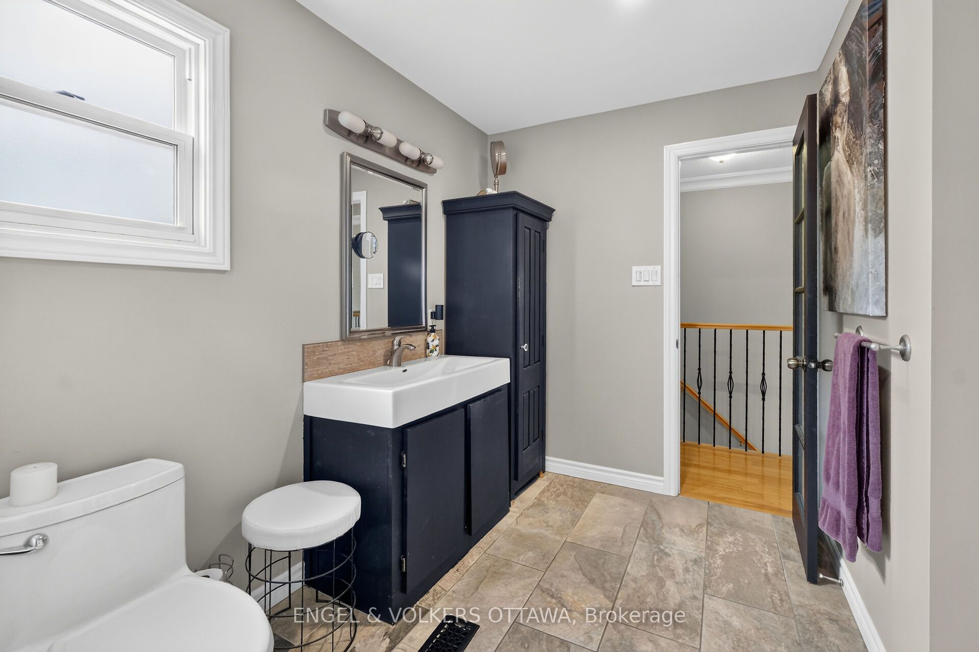 1069 St Germain Crescent Property Photo 27