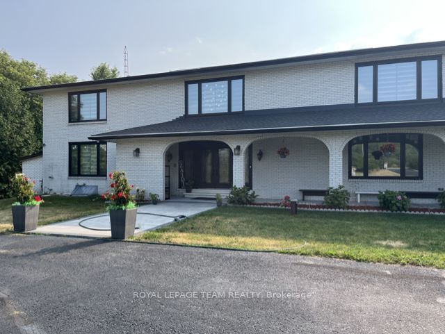 1570 River Road Property Photo 1