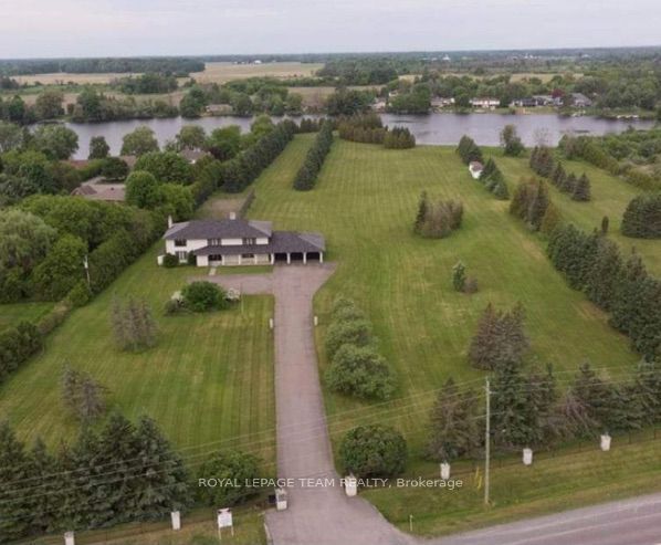 1570 River Road Property Photo 2