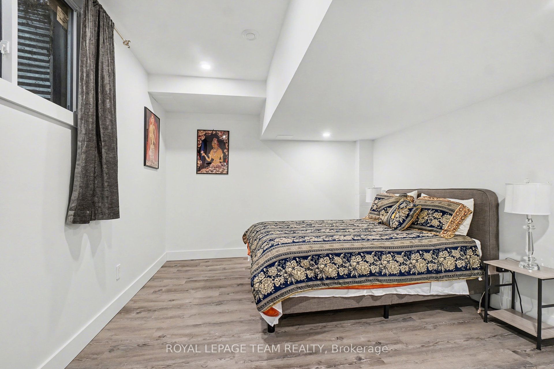 1570 River Road Property Photo 11