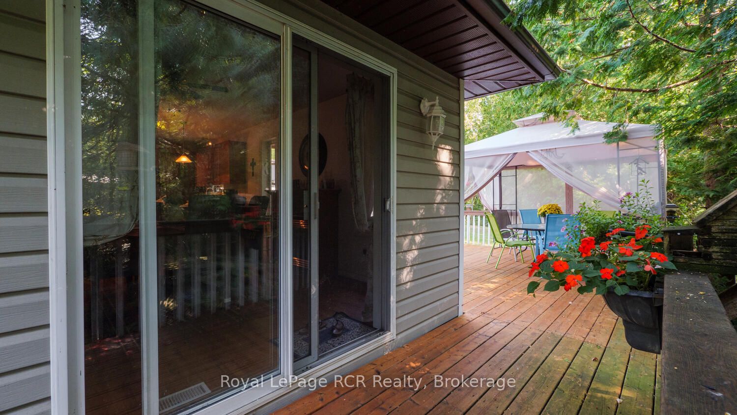 55 Shamrock Boulevard Property Photo 34
