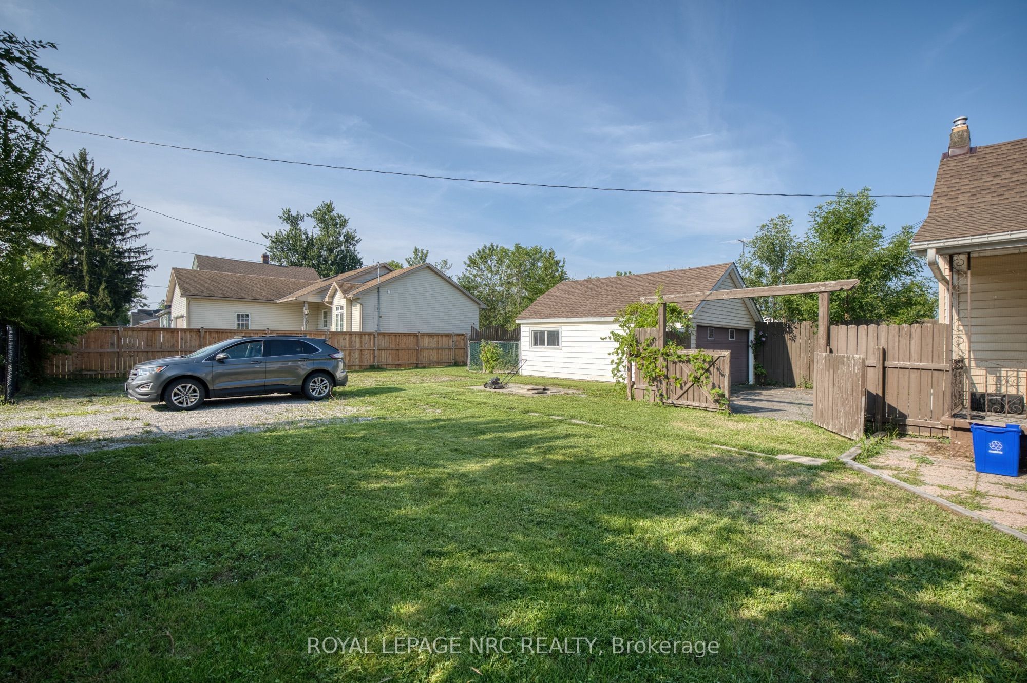 242 Henrietta Street Property Photo 6