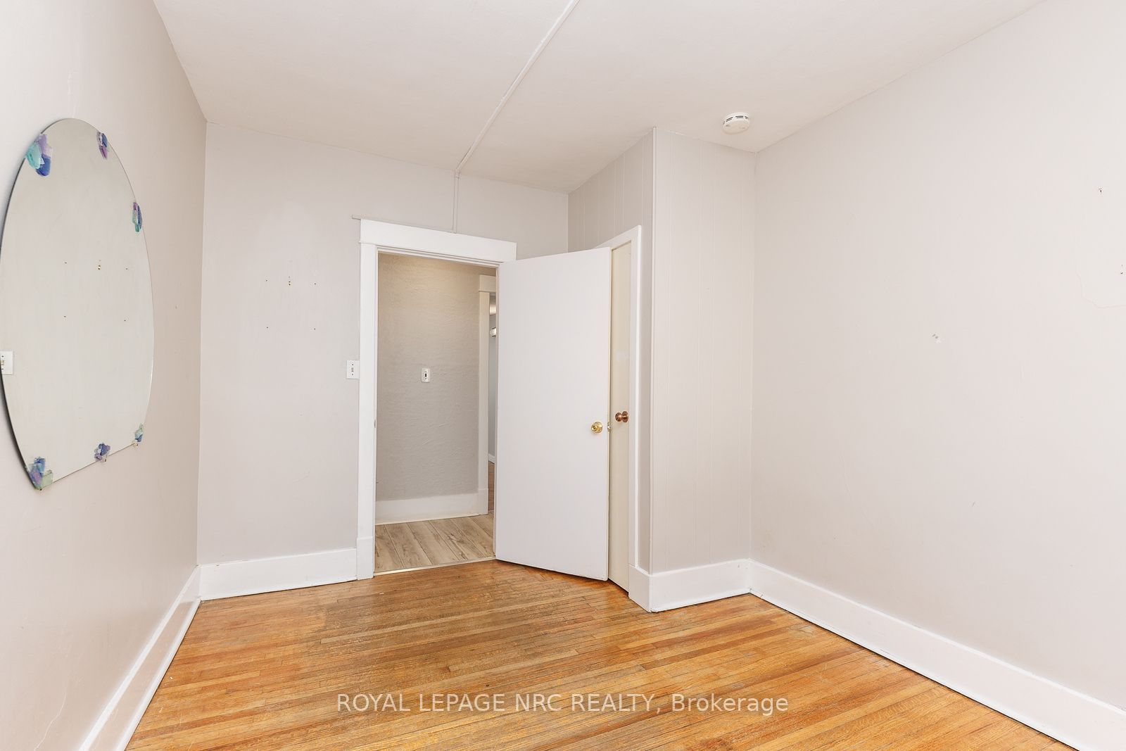 242 Henrietta Street Property Photo 14