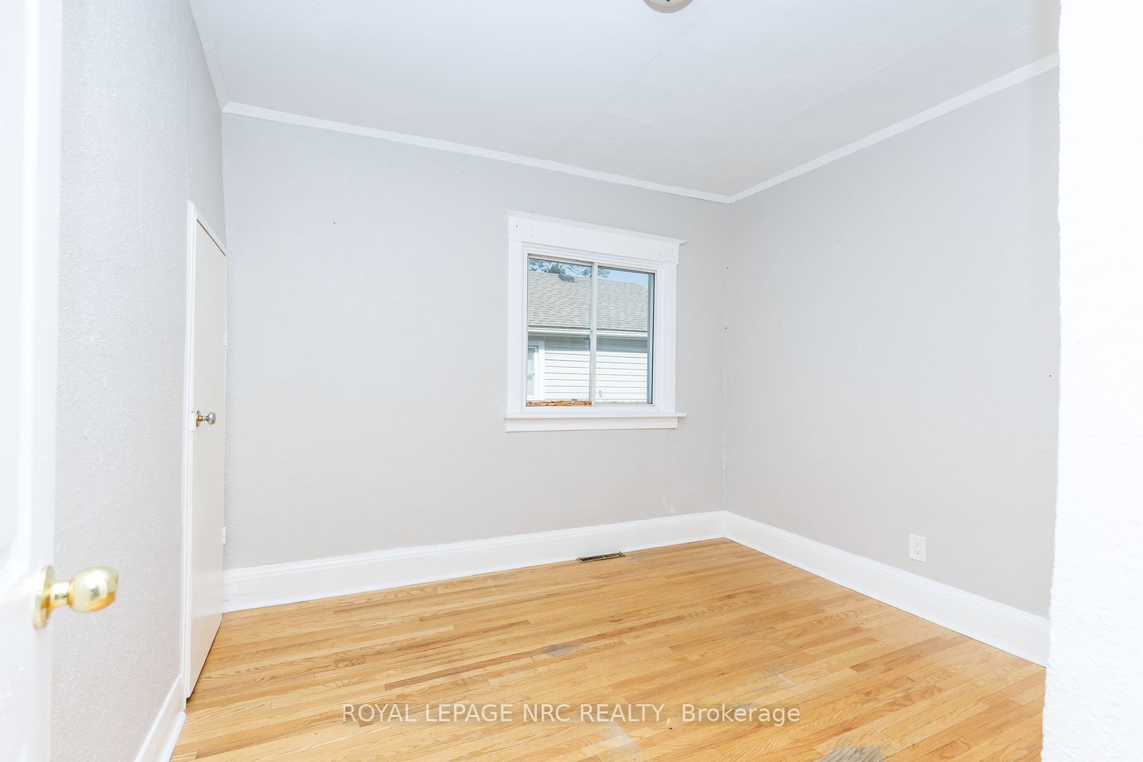 242 Henrietta Street Property Photo 26