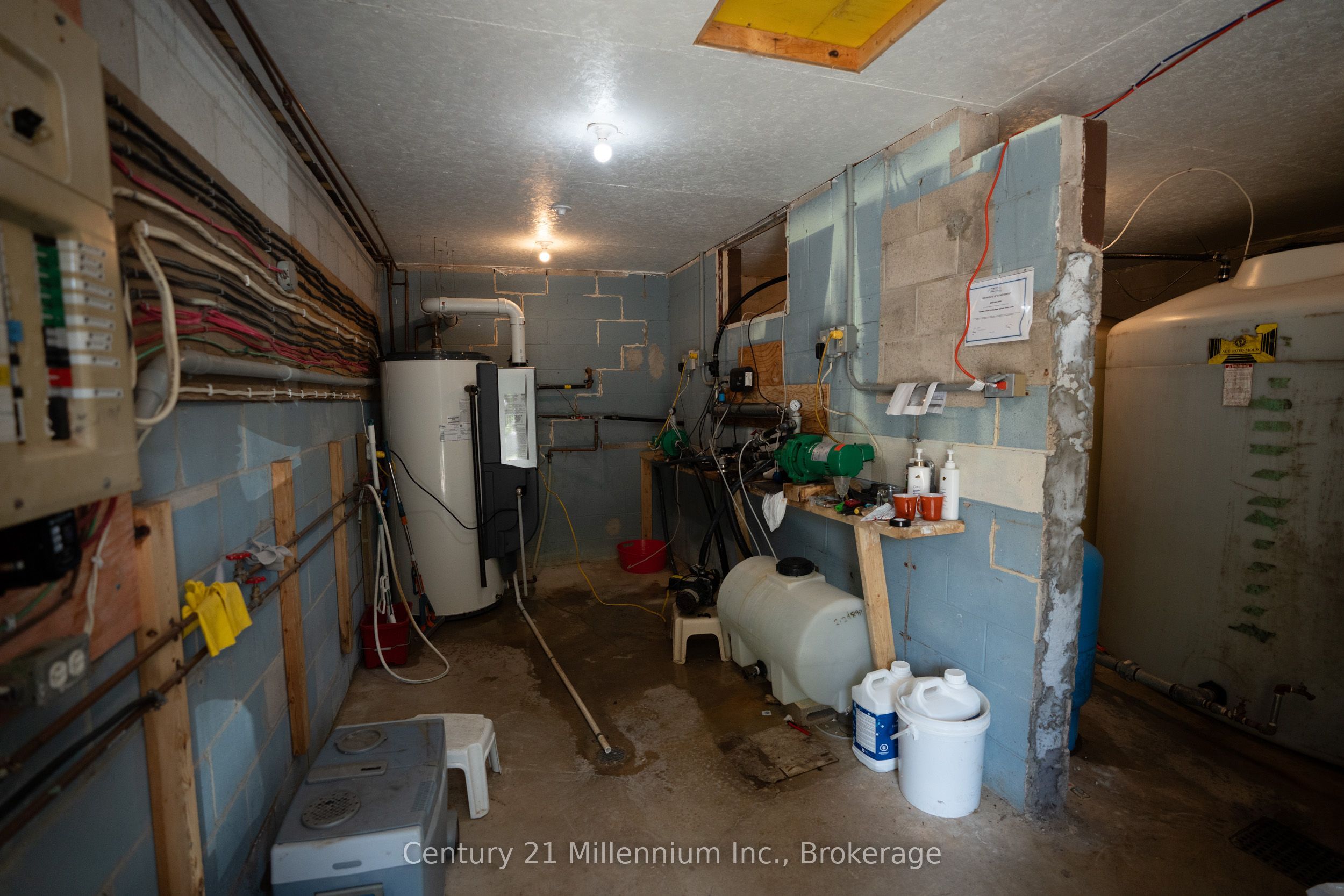 398235 28th Avenue E Property Photo 33