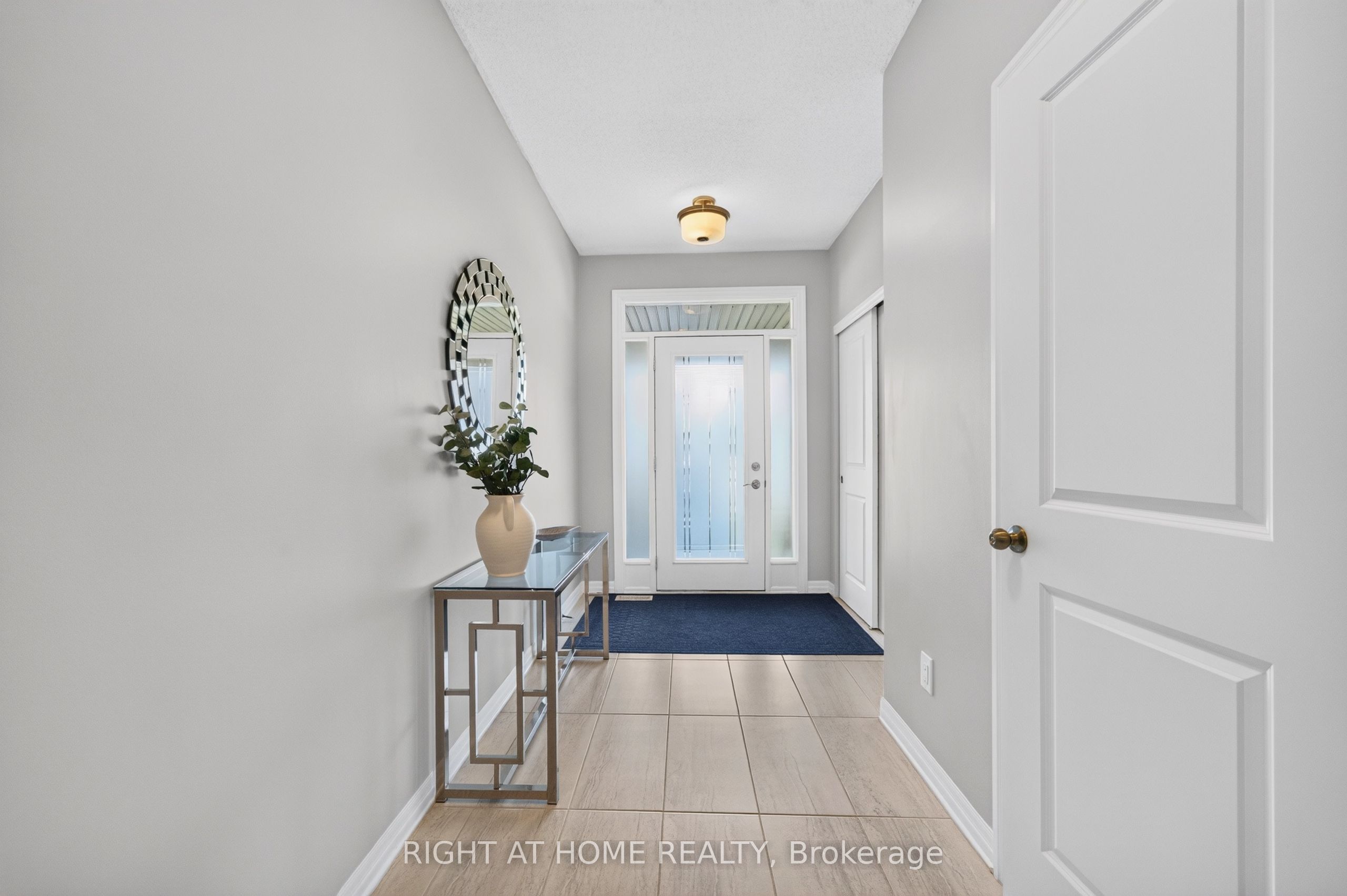 624 Spring Valley Drive Property Photo 4