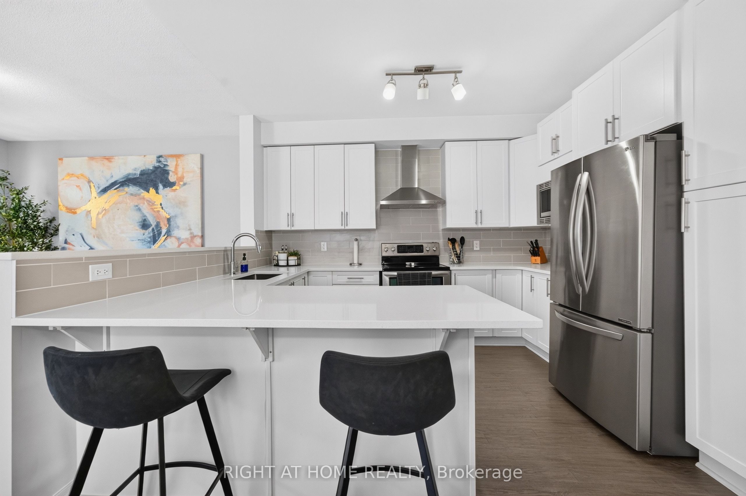 624 Spring Valley Drive Property Photo 19