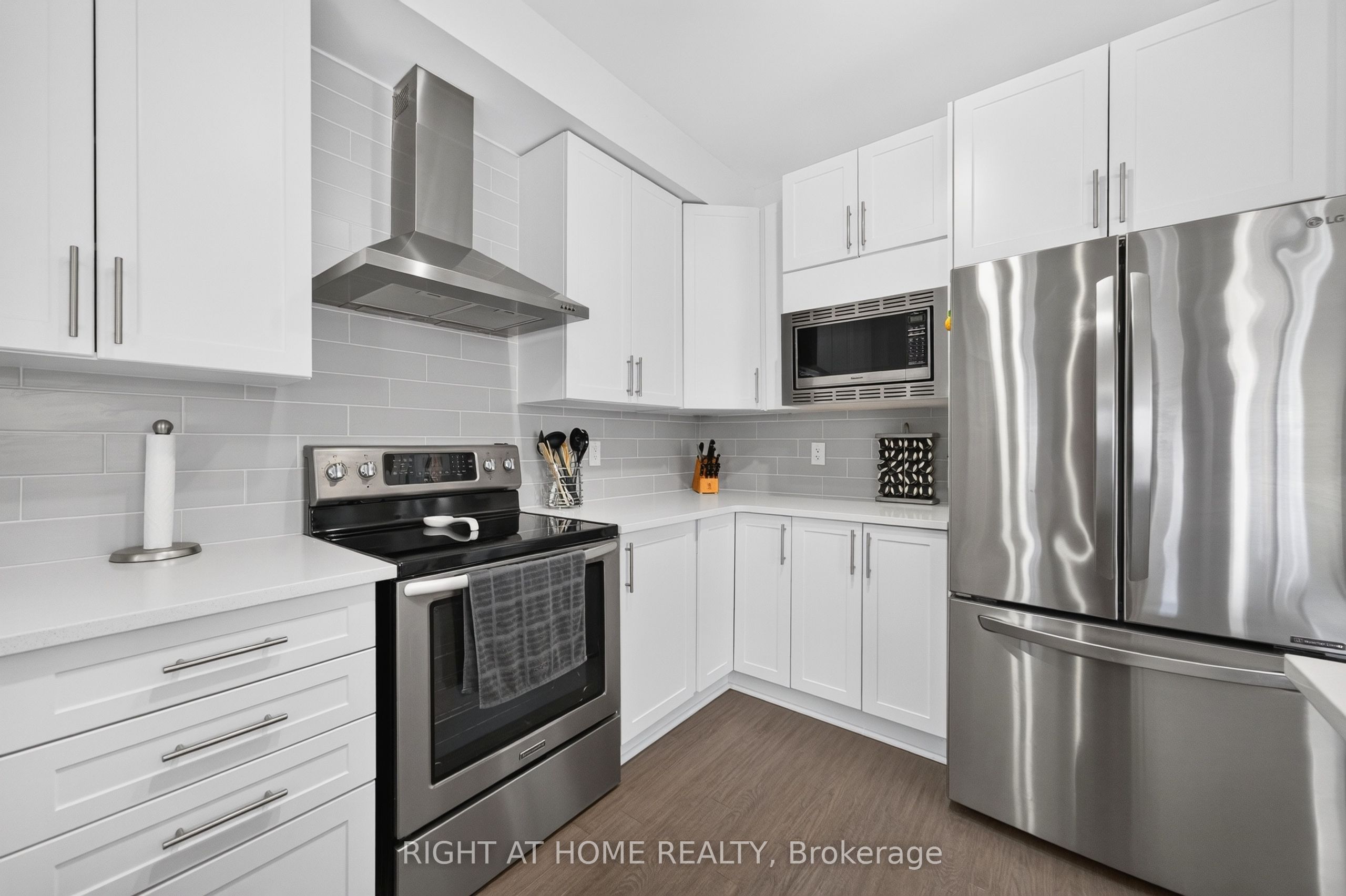624 Spring Valley Drive Property Photo 24