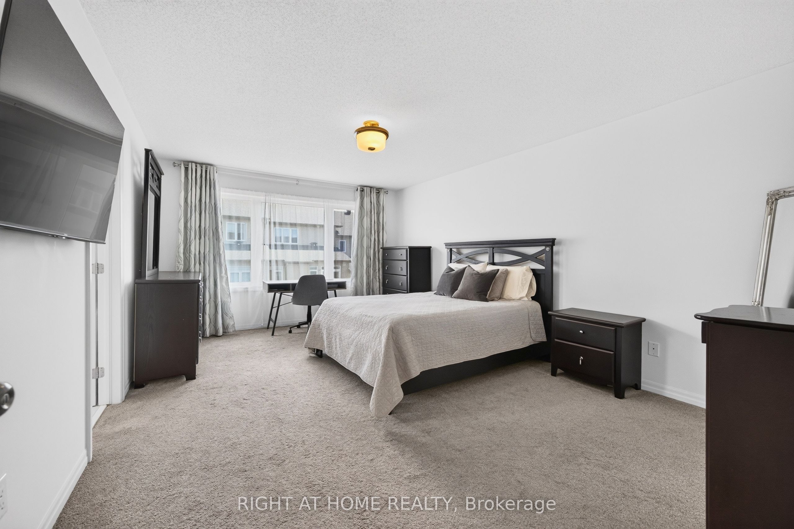 624 Spring Valley Drive Property Photo 29