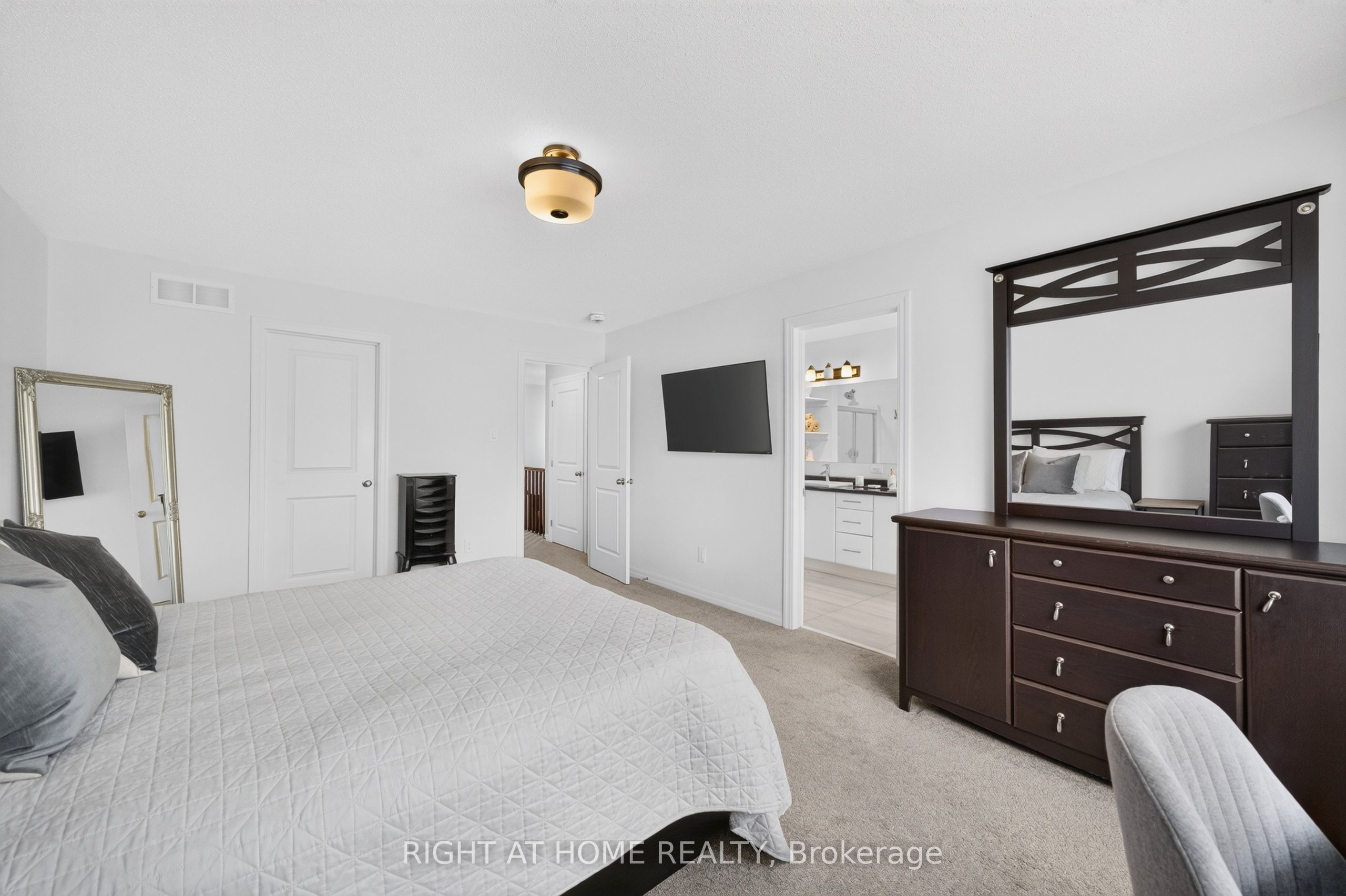 624 Spring Valley Drive Property Photo 31