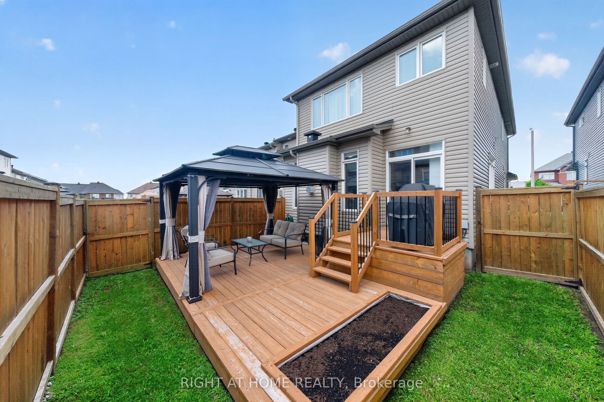 624 Spring Valley Drive Property Photo 46